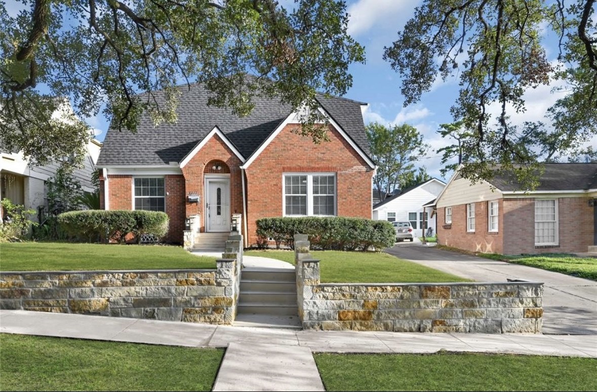 6727 Wildwood Way Property Photo 1