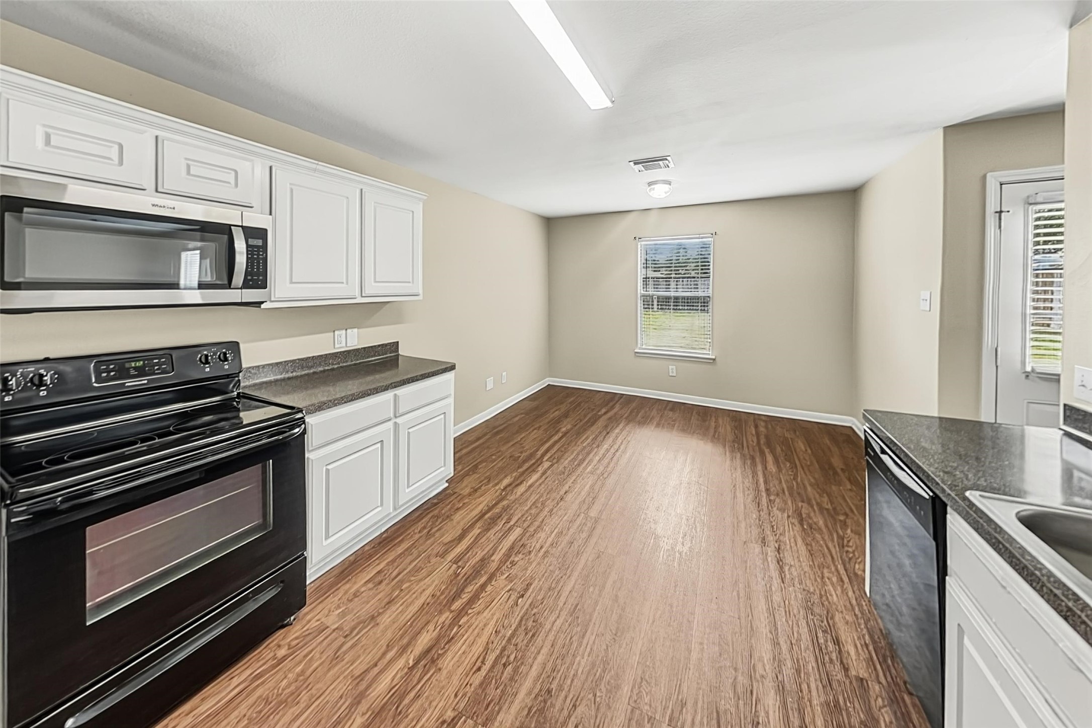 4314 Pecos River Drive Property Photo 2