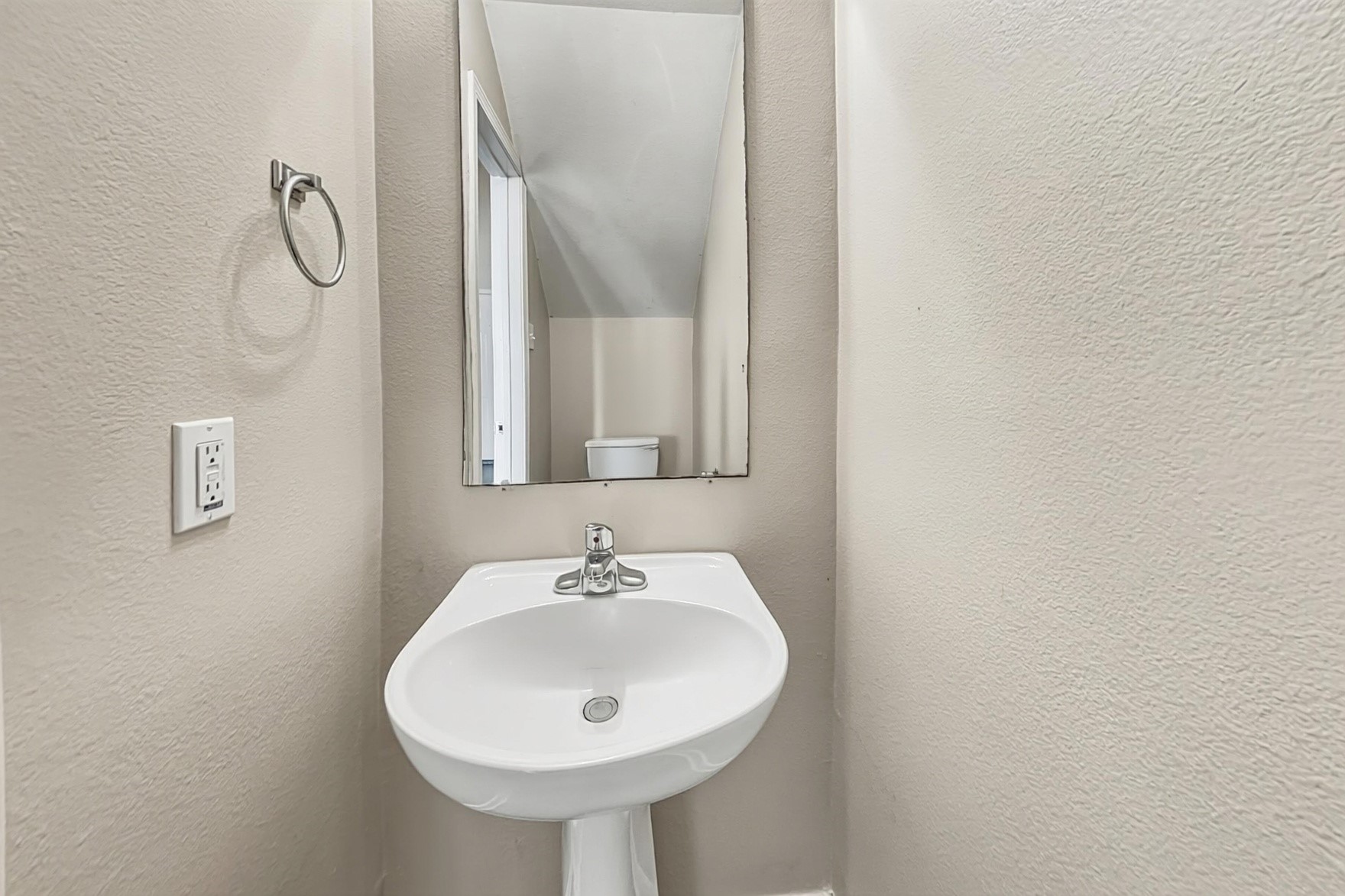 4314 Pecos River Drive Property Photo 7