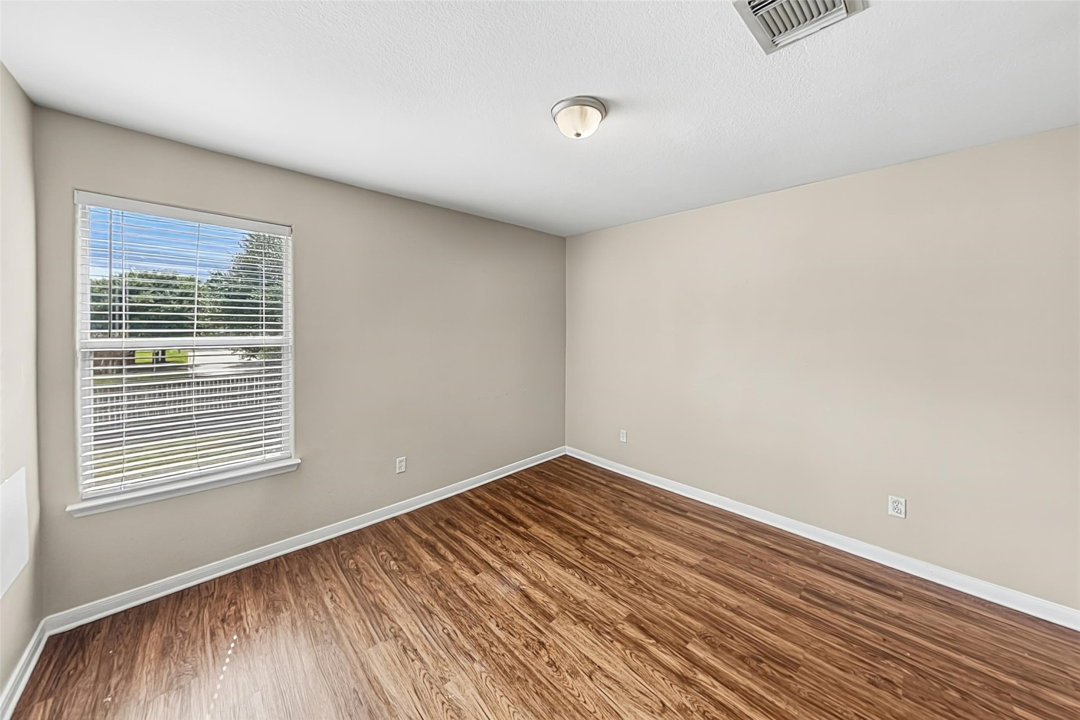 4314 Pecos River Drive Property Photo 12