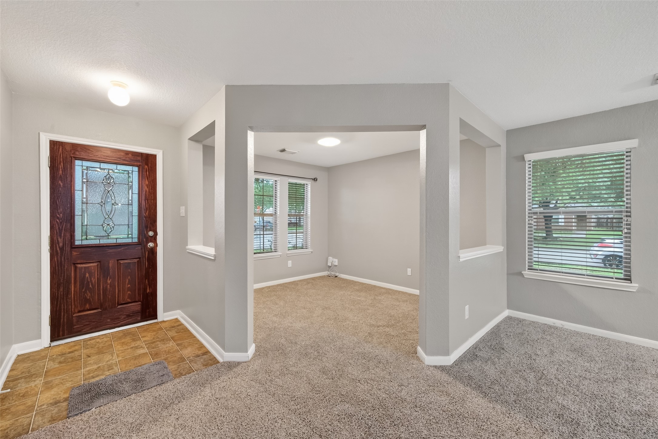 9219 Pinderfield Ct Property Photo 4