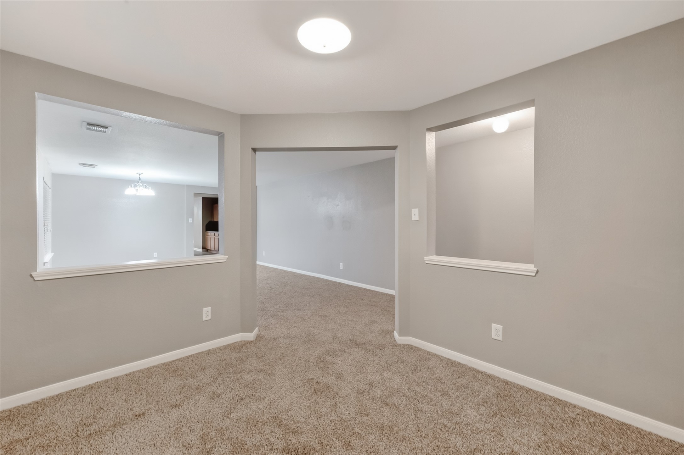 9219 Pinderfield Ct Property Photo 6