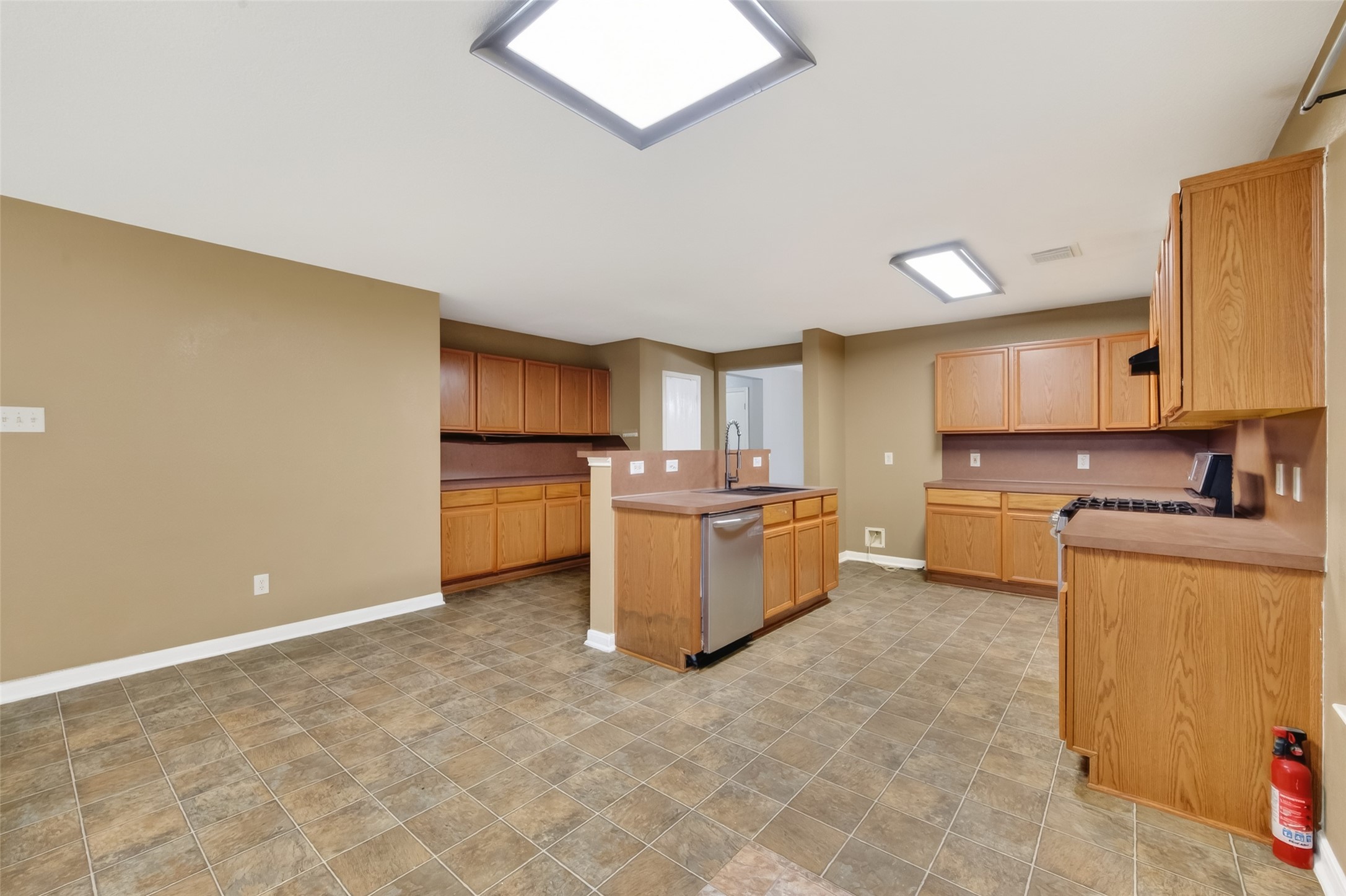 9219 Pinderfield Ct Property Photo 12