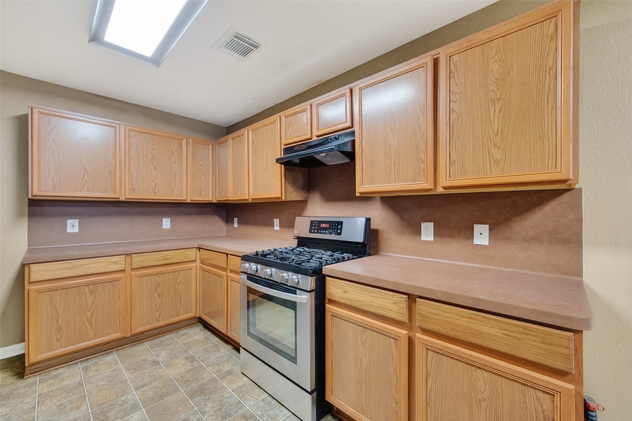 9219 Pinderfield Ct Property Photo 13