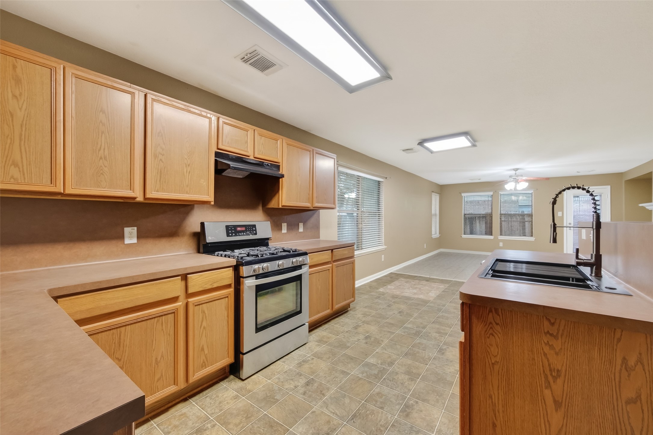 9219 Pinderfield Ct Property Photo 15
