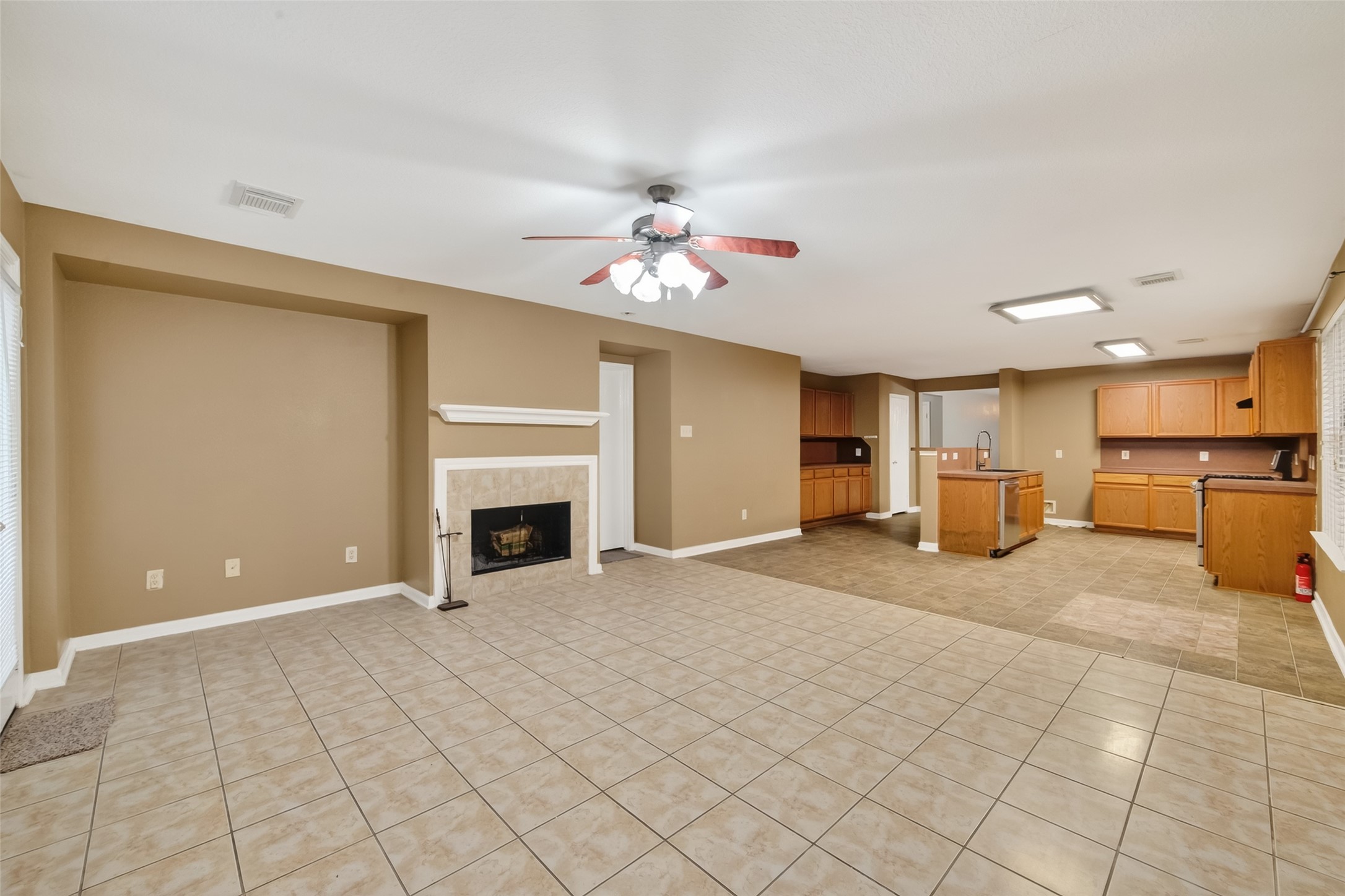 9219 Pinderfield Ct Property Photo 18