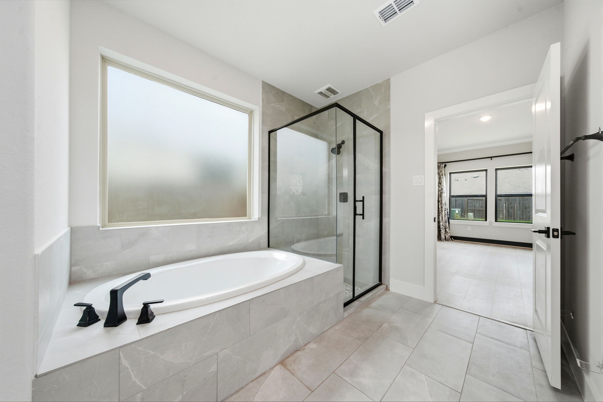 8815 Morning Glow Drive Property Photo 21