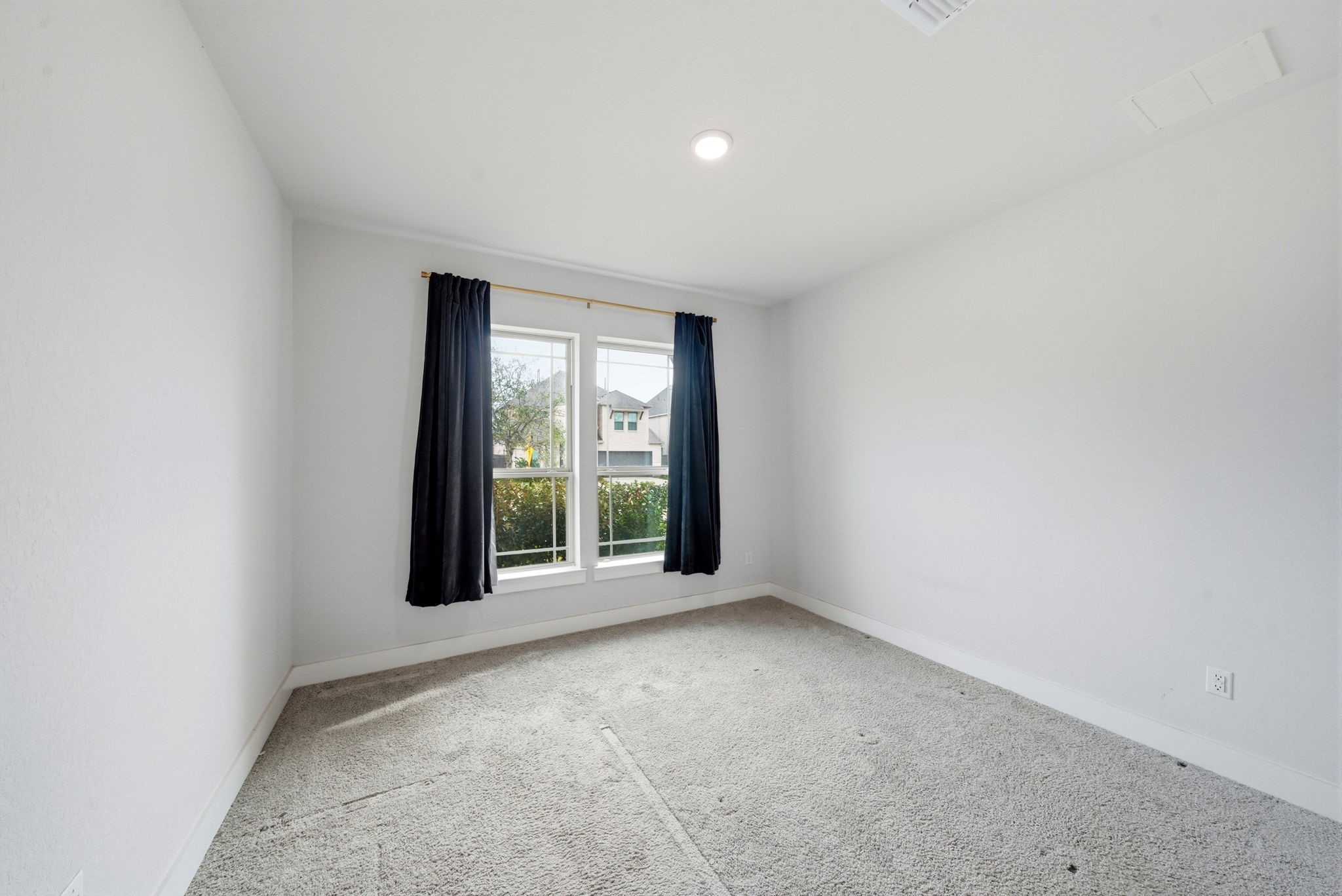 8815 Morning Glow Drive Property Photo 24