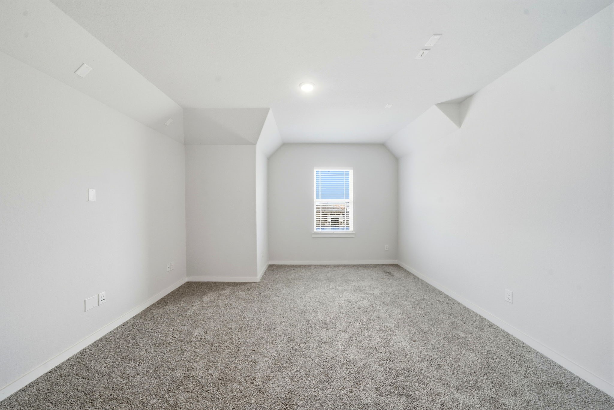 8815 Morning Glow Drive Property Photo 27