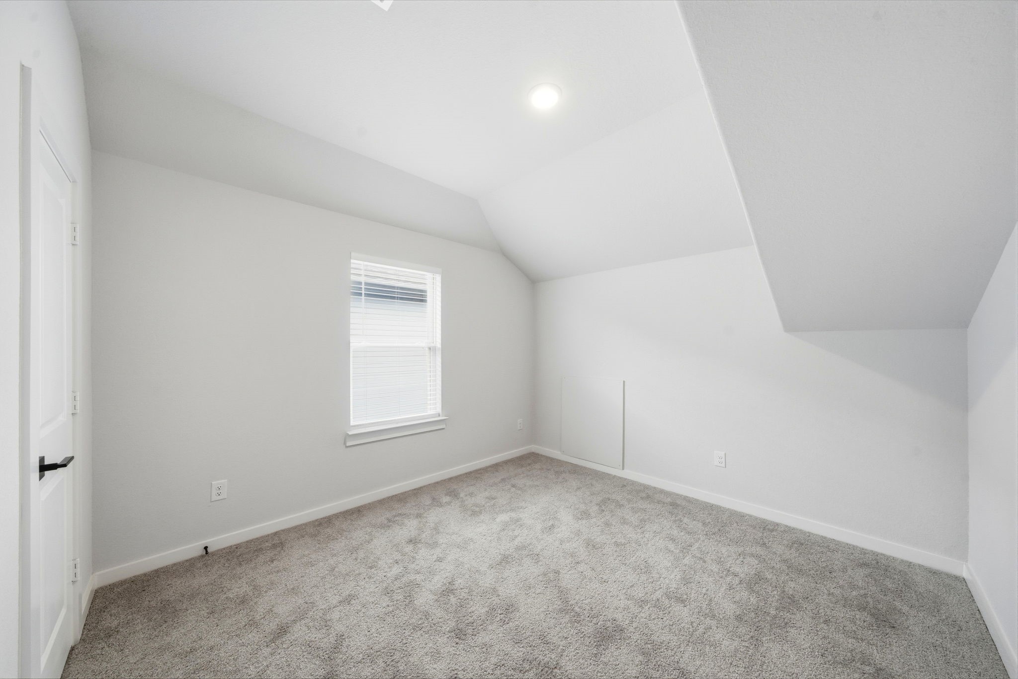 8815 Morning Glow Drive Property Photo 30