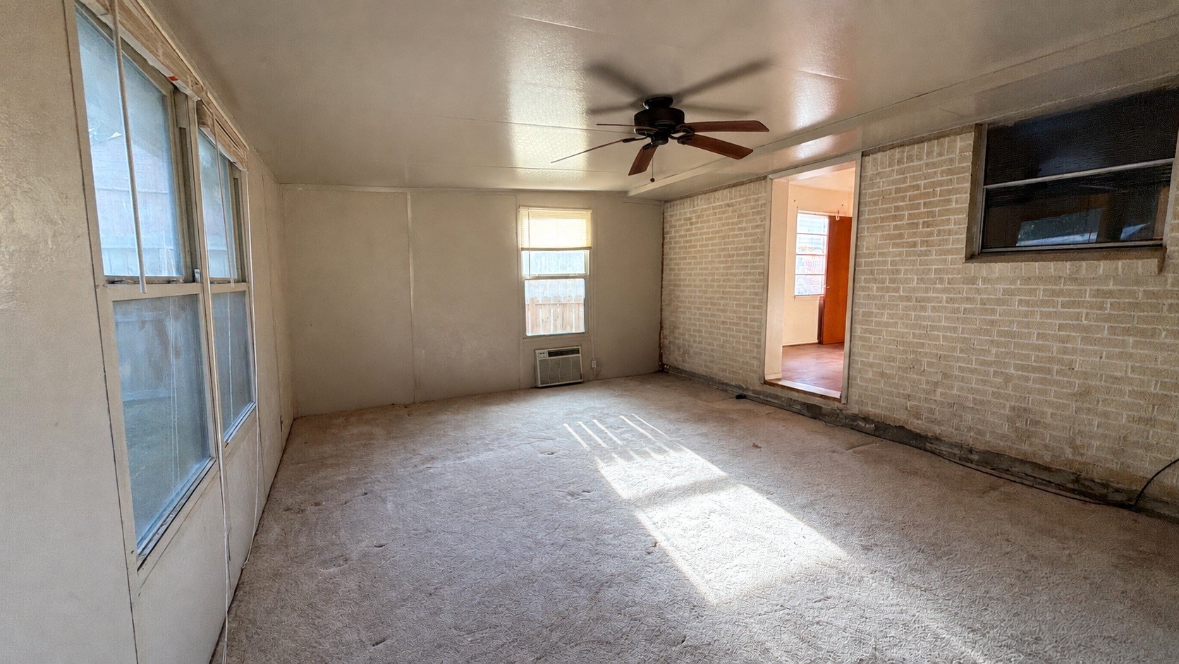 9939 Kittrell Street Property Photo 15