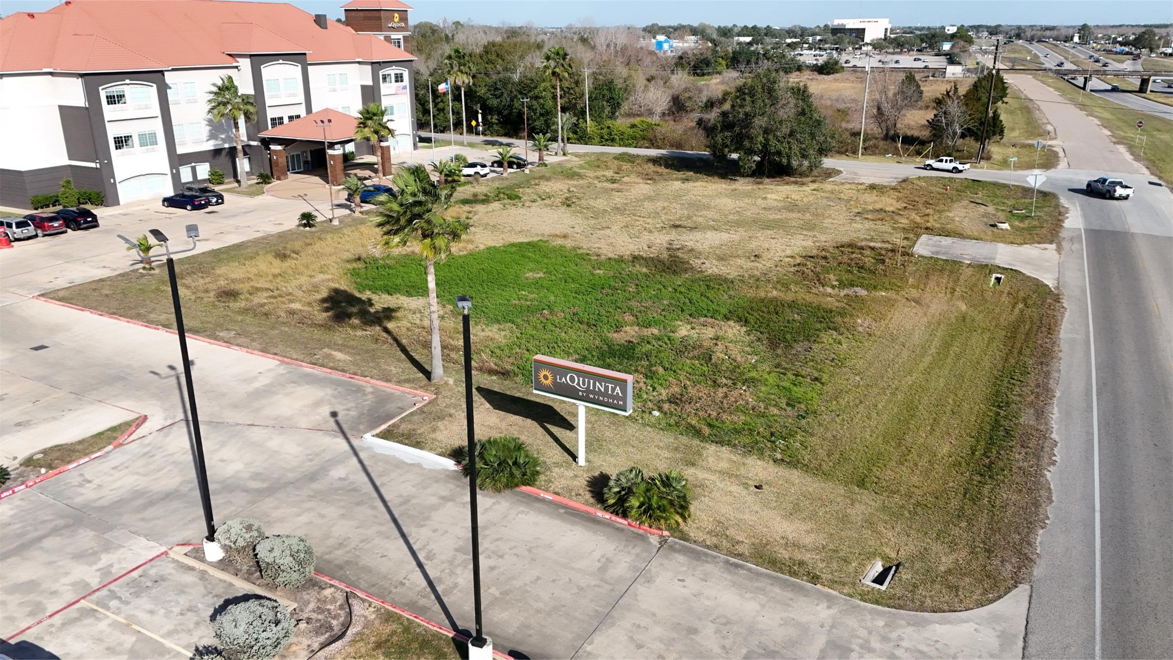 860 S Highway 35 Bypass Property Photo 11