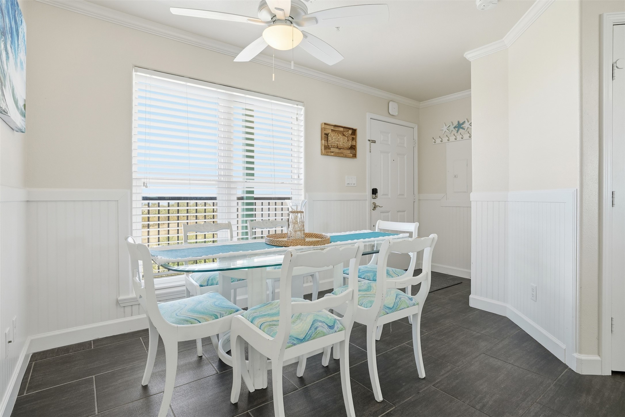 9520 Seawall Boulevard 353 Property Photo 4