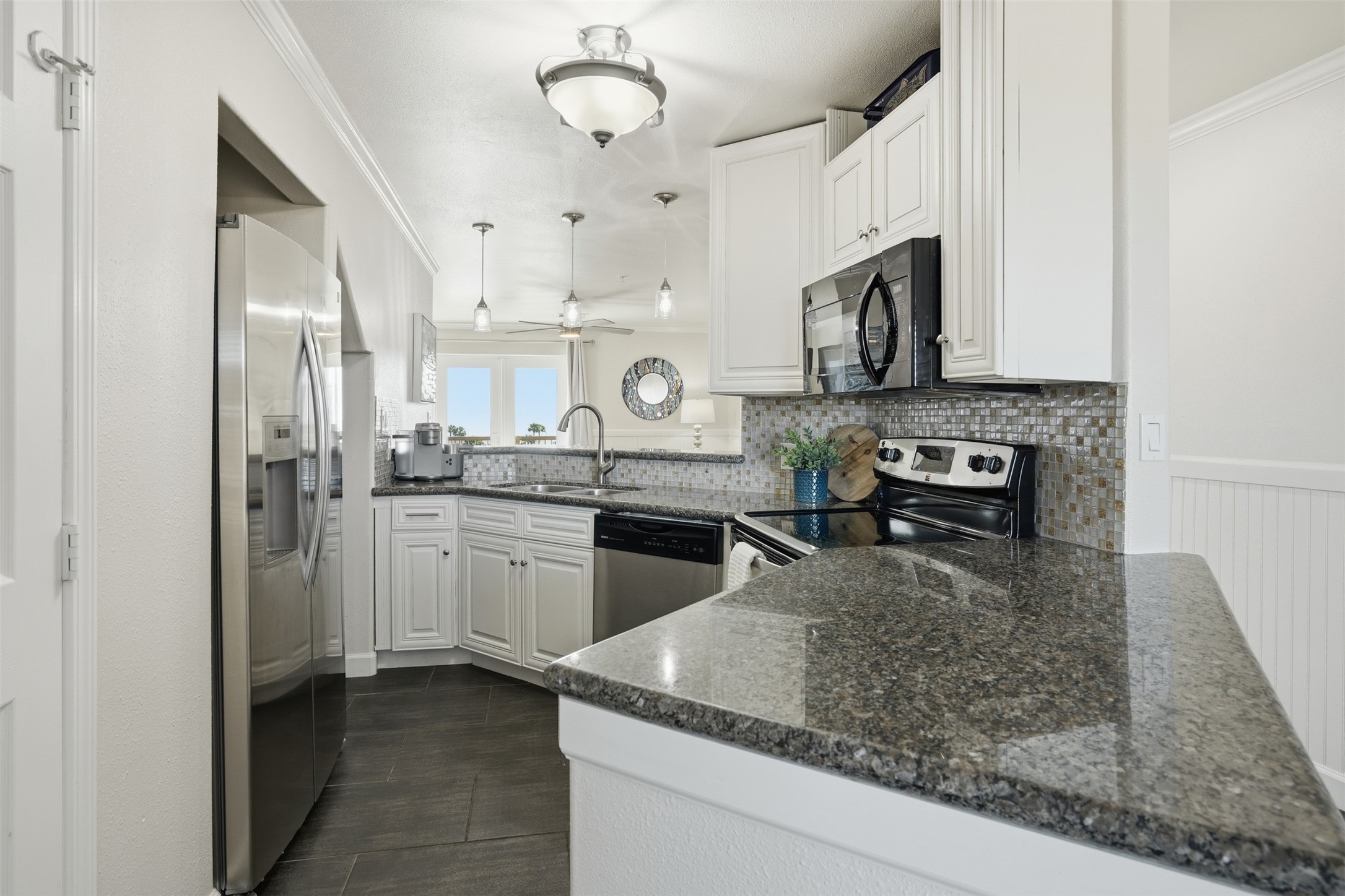 9520 Seawall Boulevard 353 Property Photo 5