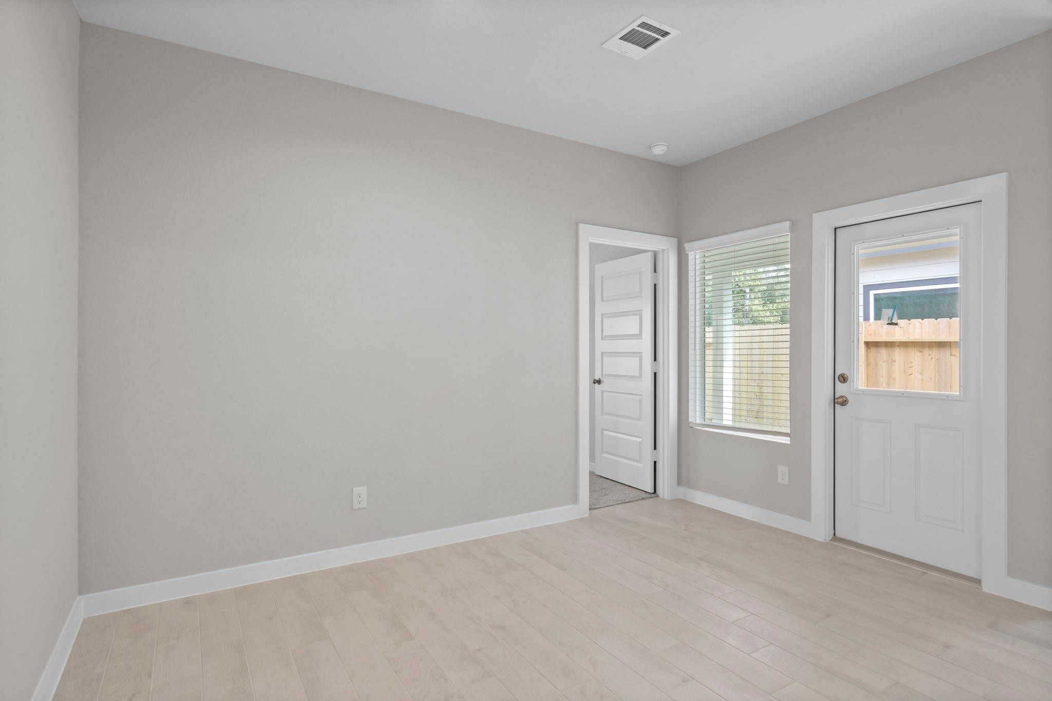 6319 Old Cypress Landing Lane Property Photo 4
