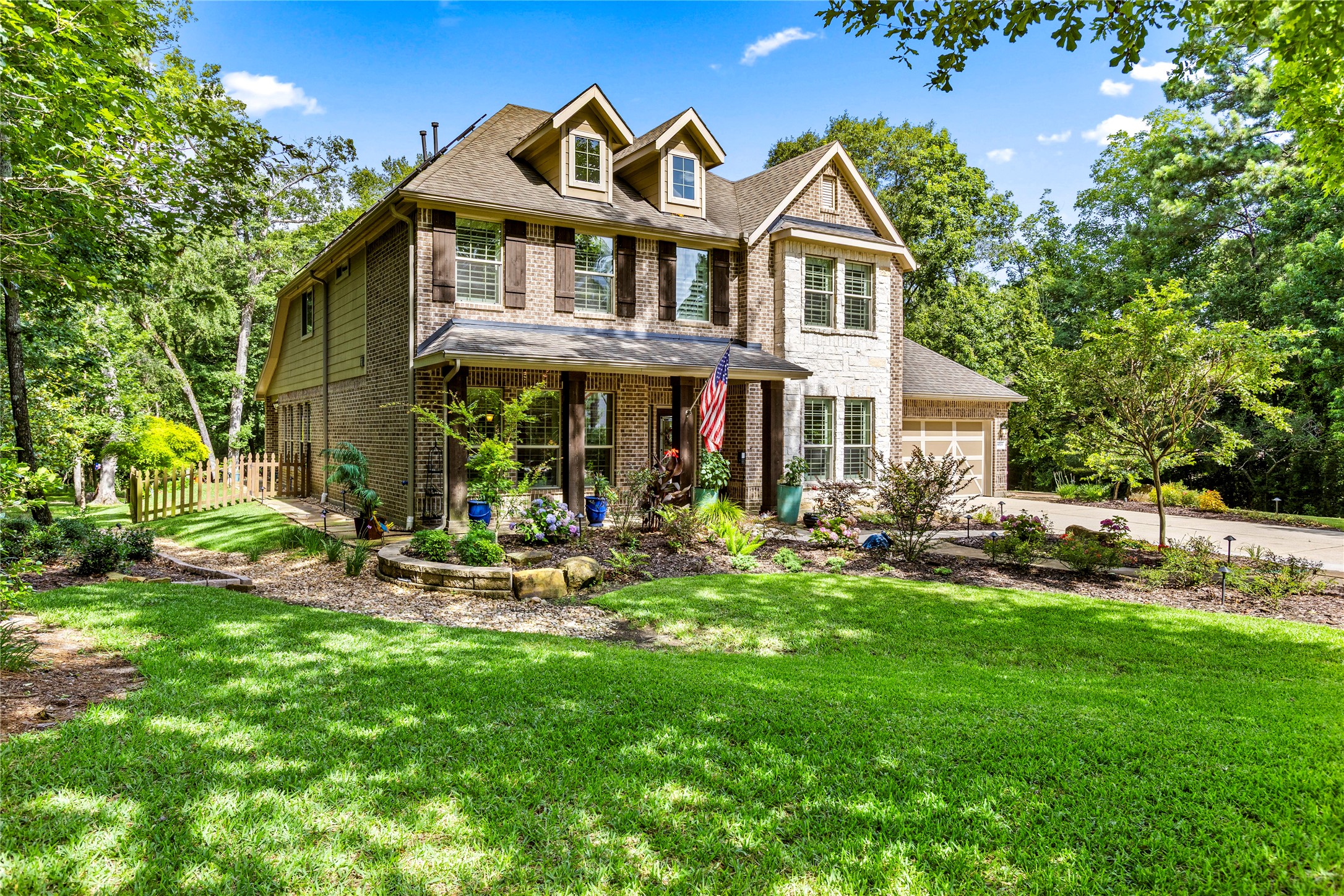 9619 Longmire Monterrey Court Property Photo