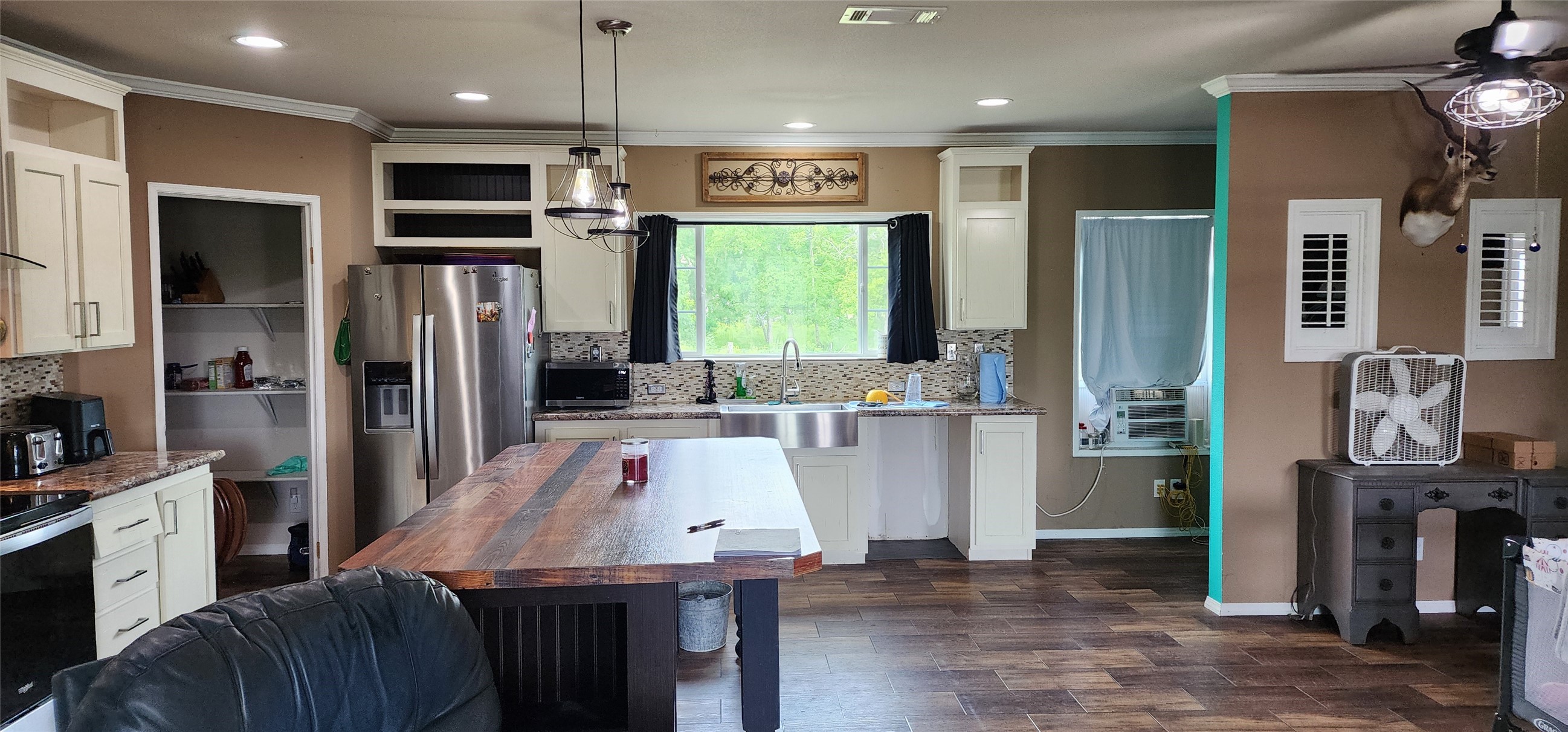 8352 County Road 860 Property Photo 11
