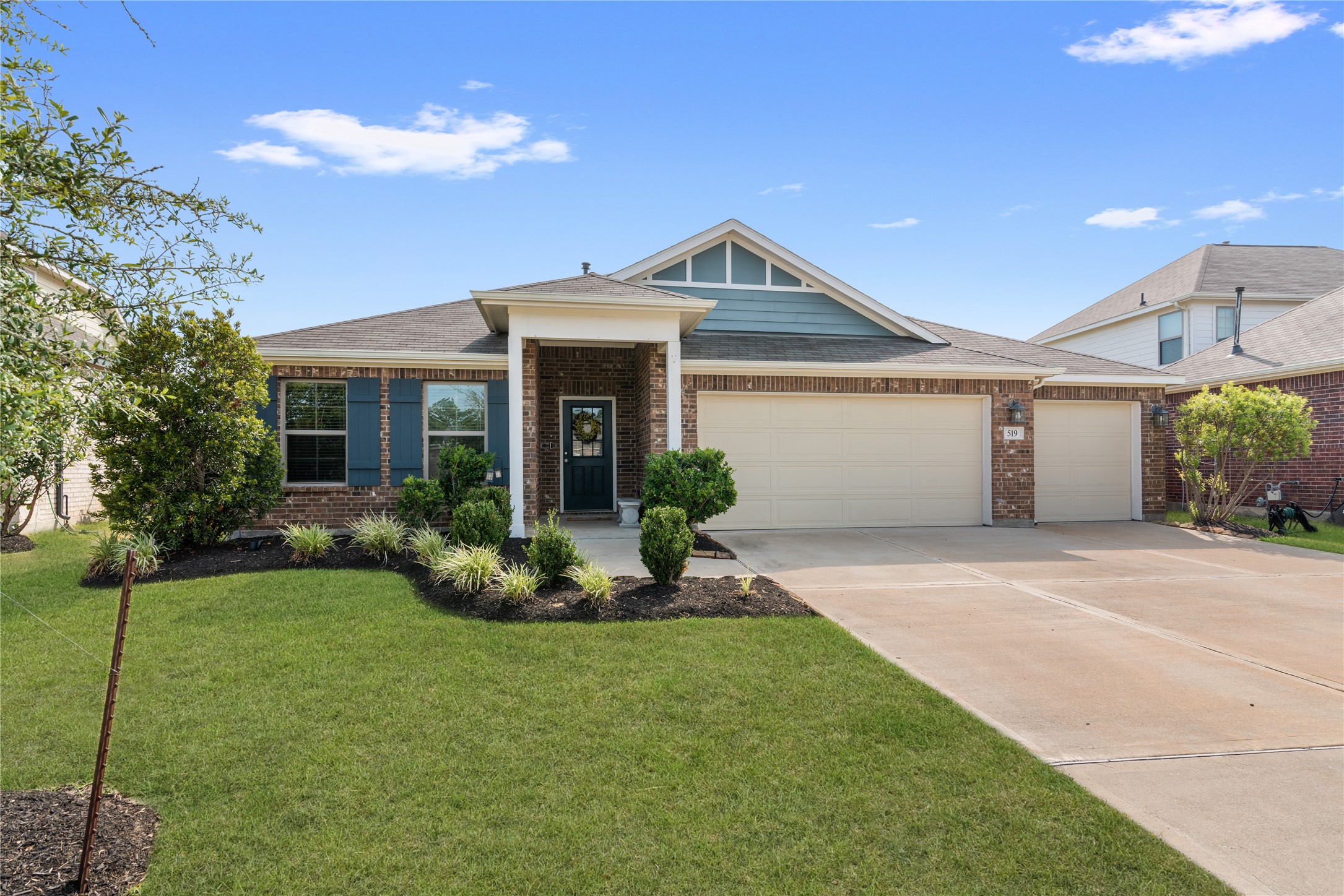 519 High Holly Circle Property Photo