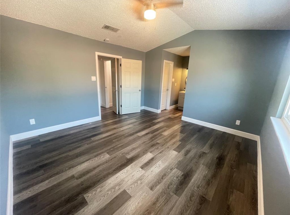 12300 Brookglade Circle 93 Property Photo 14