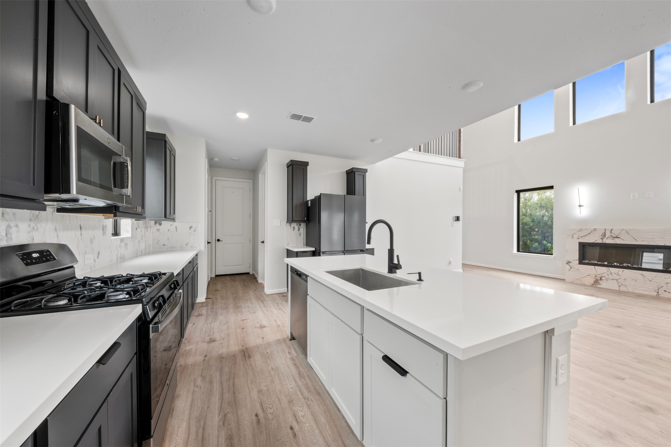 18803 Copper Breaks Park Drive Property Photo 14