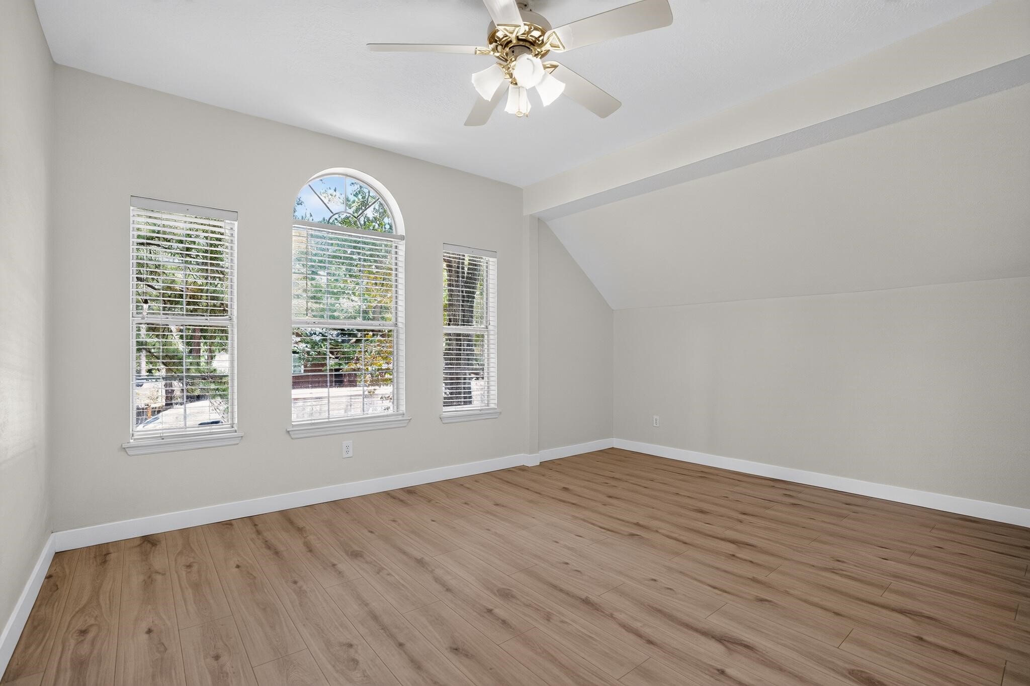 22 E Sterling Pond Circle Property Photo 20
