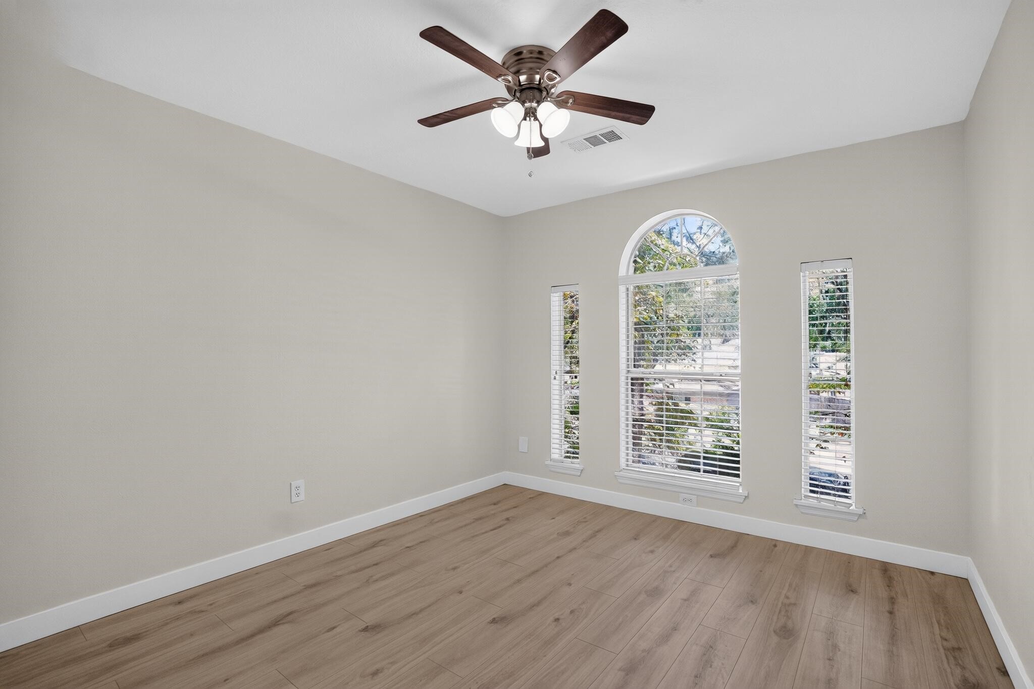 22 E Sterling Pond Circle Property Photo 22