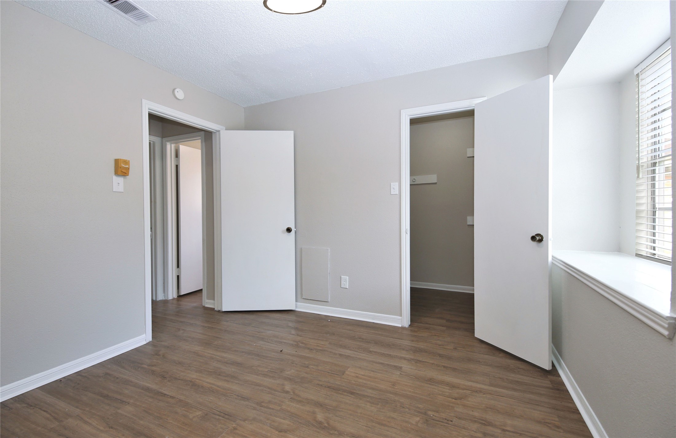 7814 Barnhill Property Photo 16