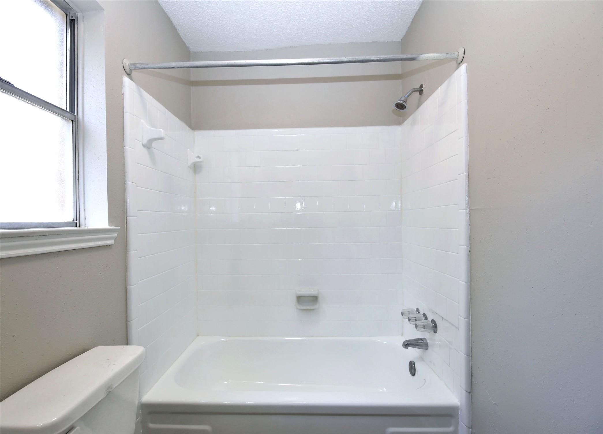 7814 Barnhill Property Photo 18