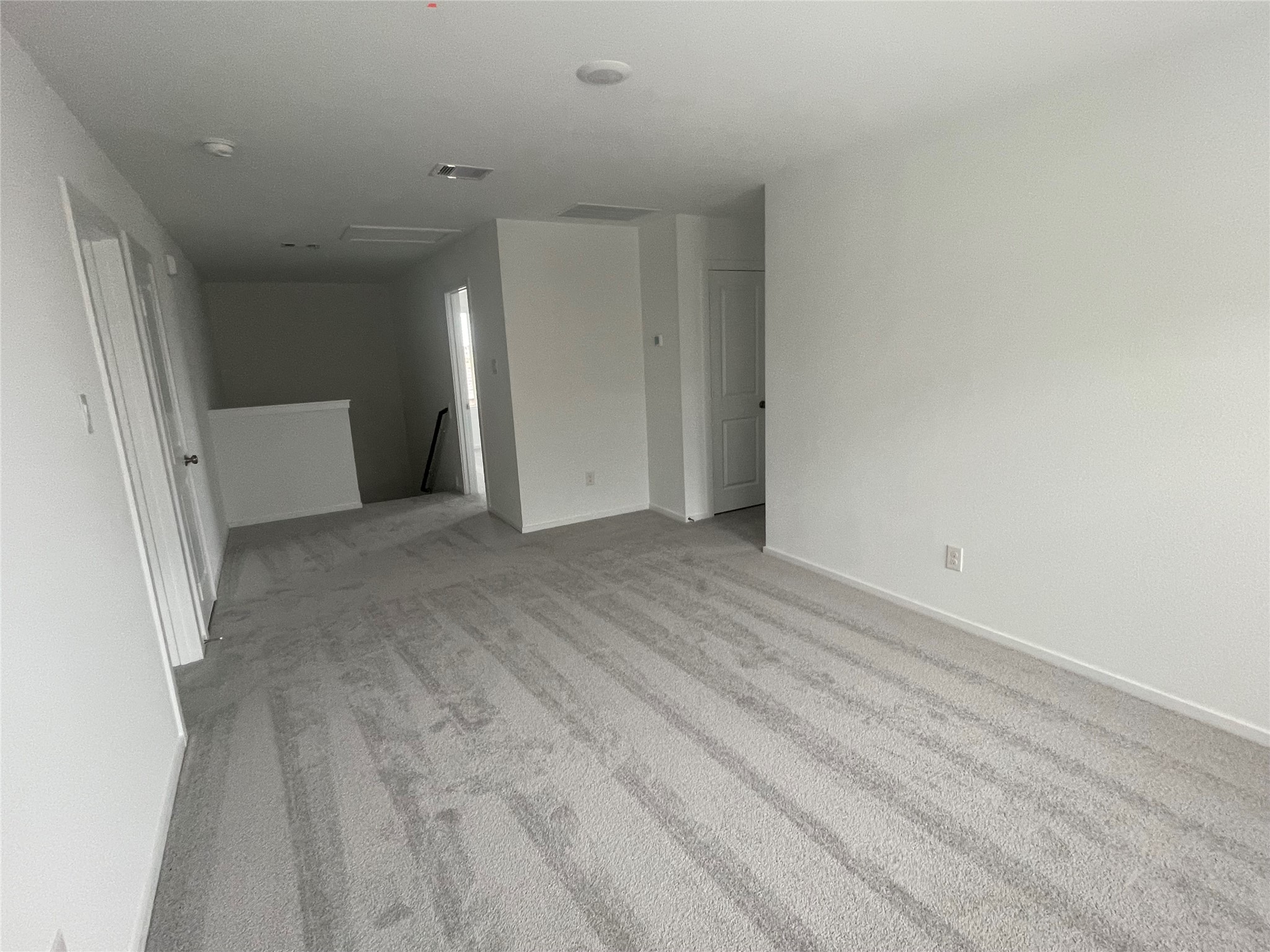 827 Rosewood Trail Property Photo 5