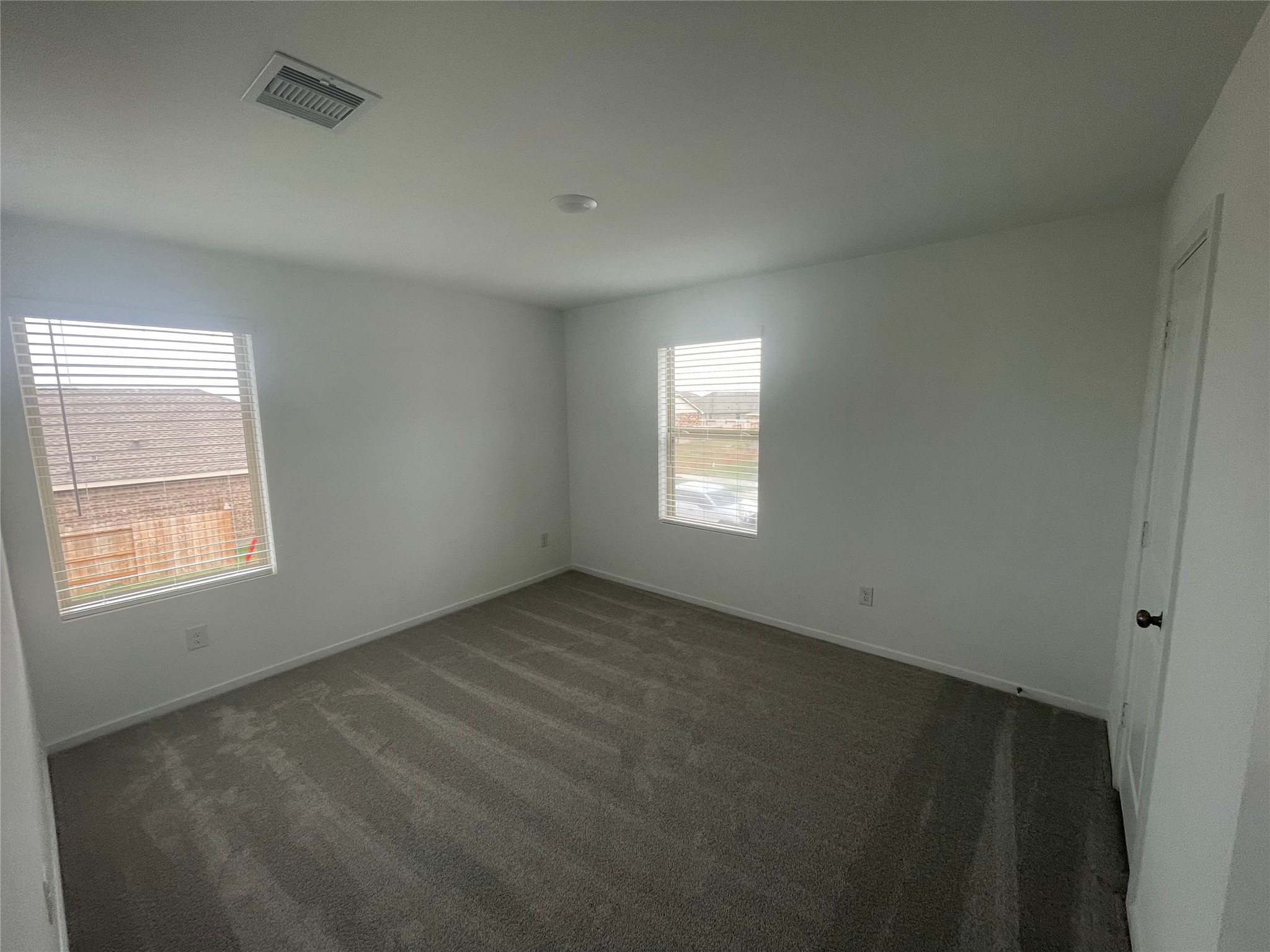 827 Rosewood Trail Property Photo 8