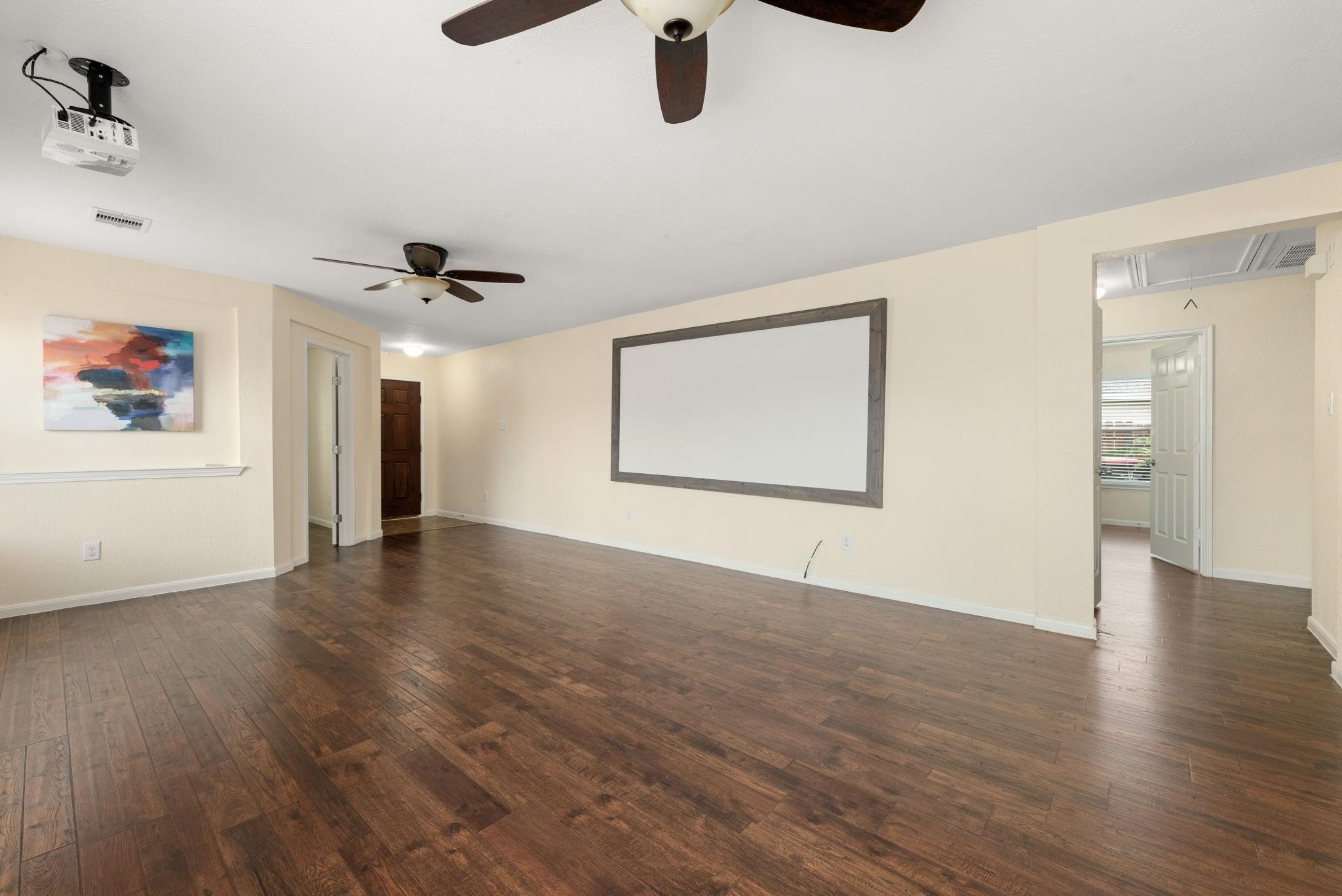 15906 Arapaho Bend Ln Property Photo 4