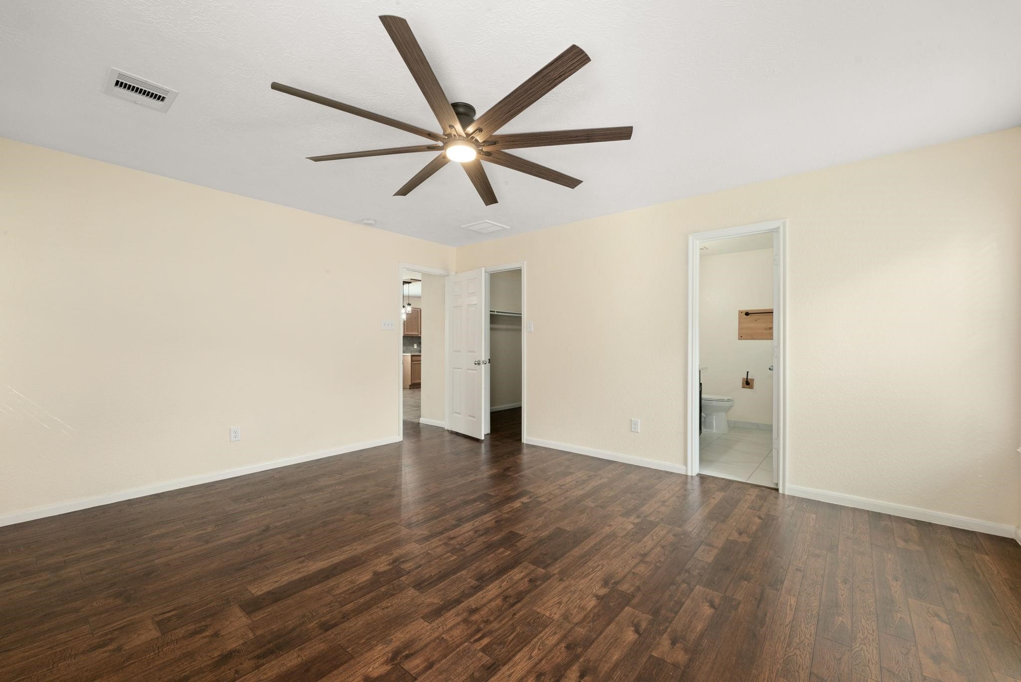 15906 Arapaho Bend Ln Property Photo 14