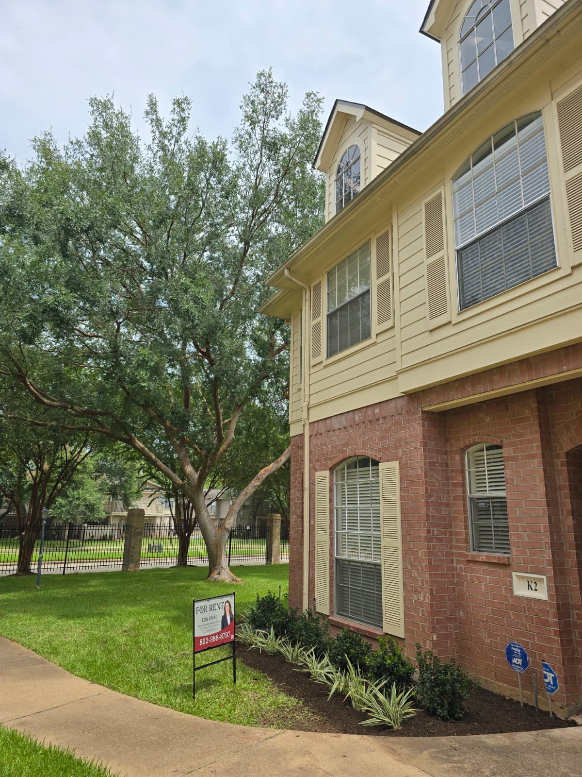 2710 Grants Lake Boulevard K2 Property Photo 2
