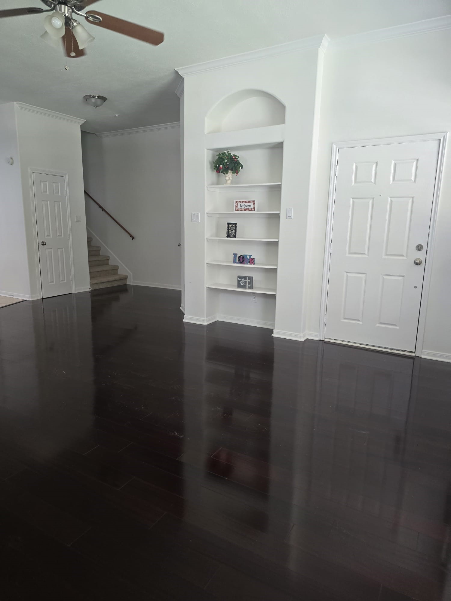 2710 Grants Lake Boulevard K2 Property Photo 3