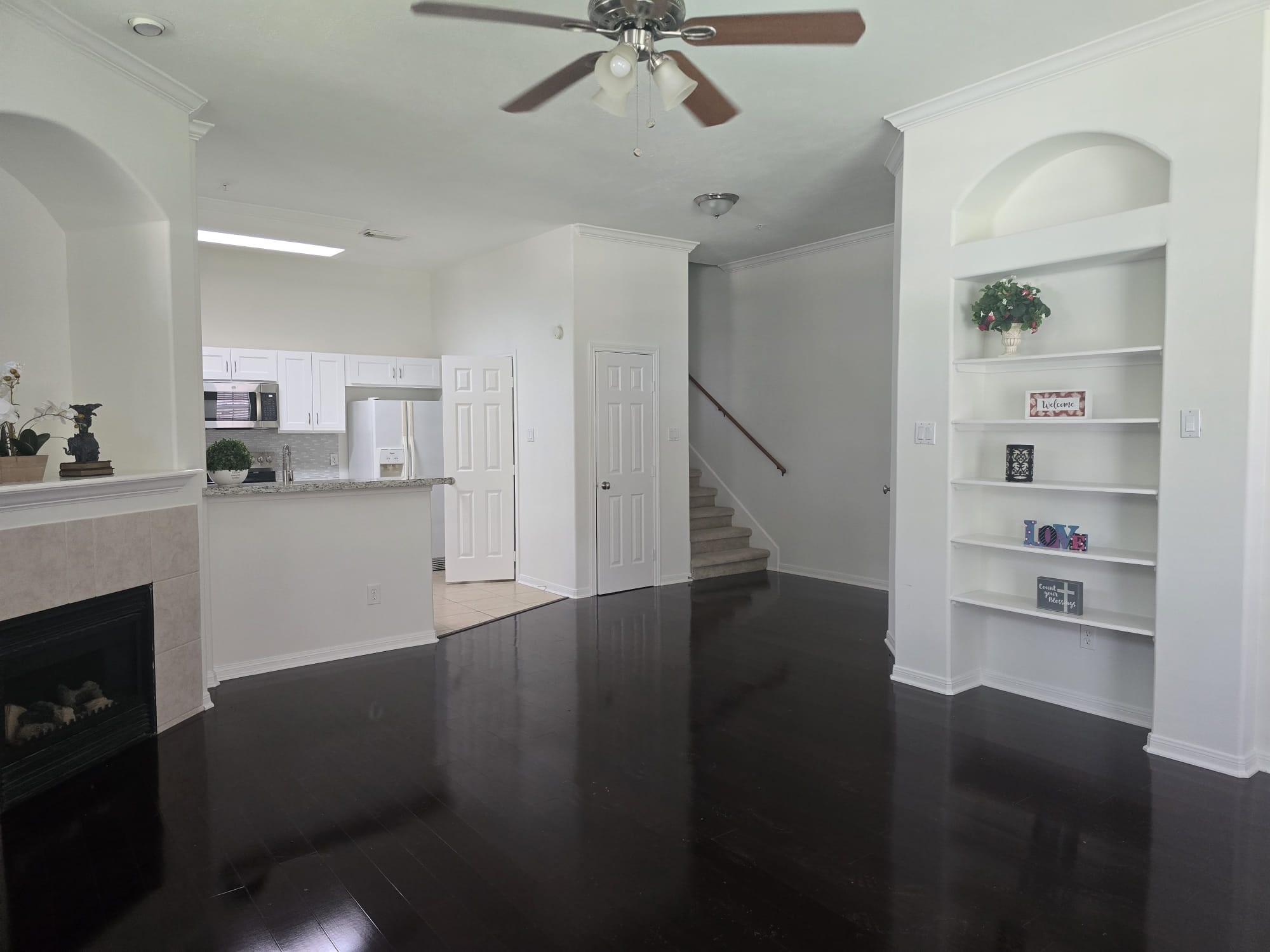 2710 Grants Lake Boulevard K2 Property Photo 4
