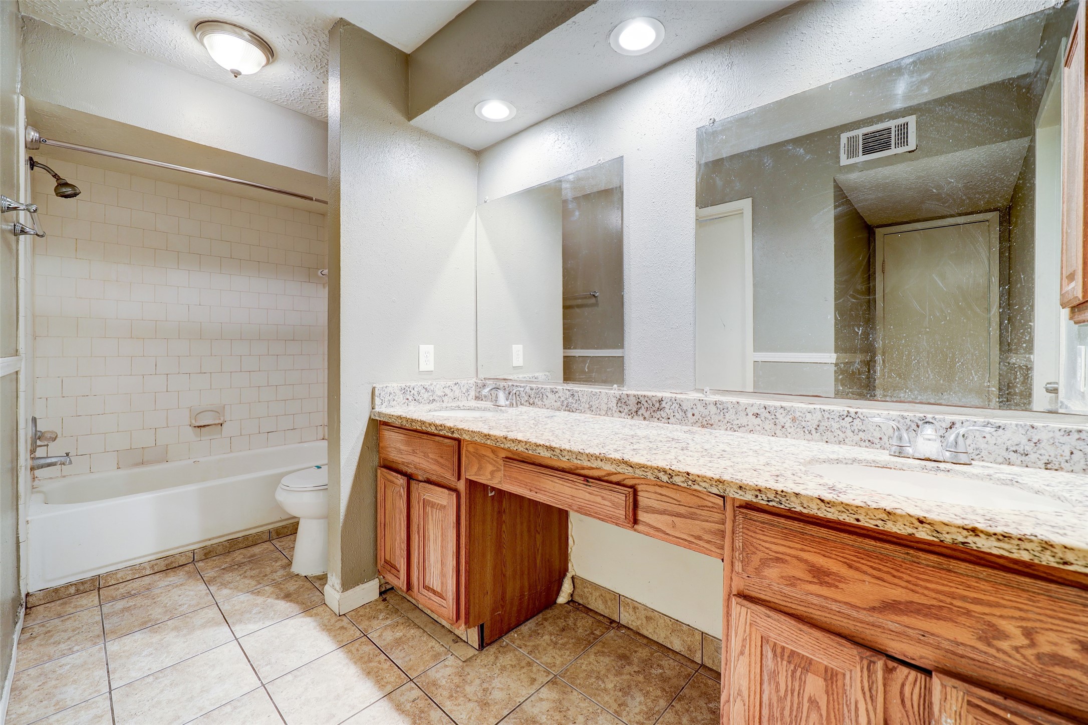 10731 Staghill Drive Property Photo 6