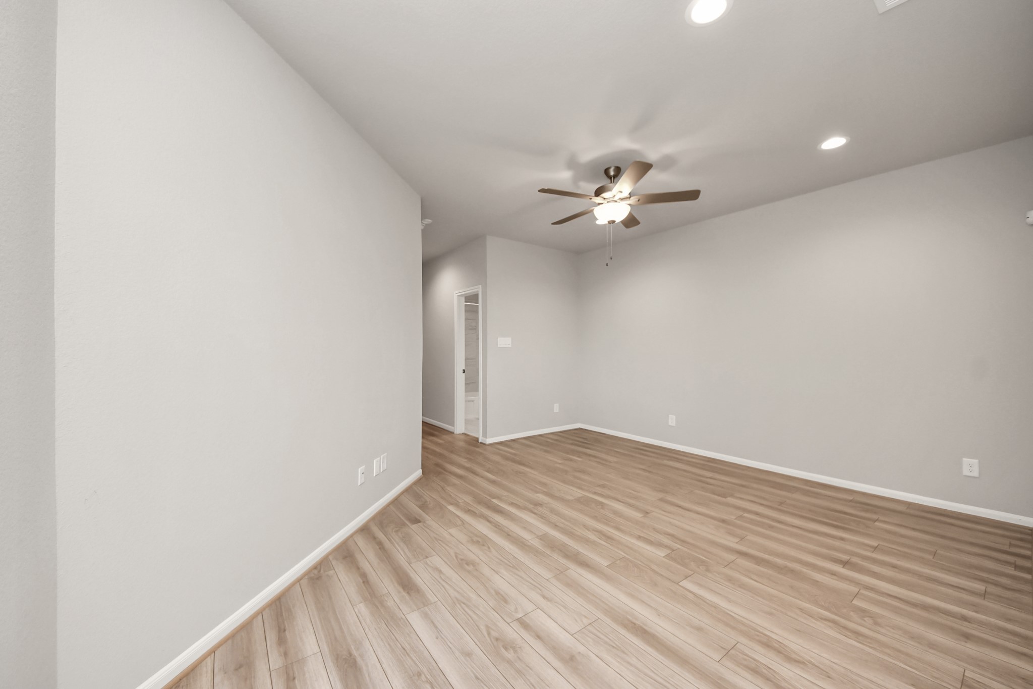 2539 Terrace Point Drive Property Photo 29