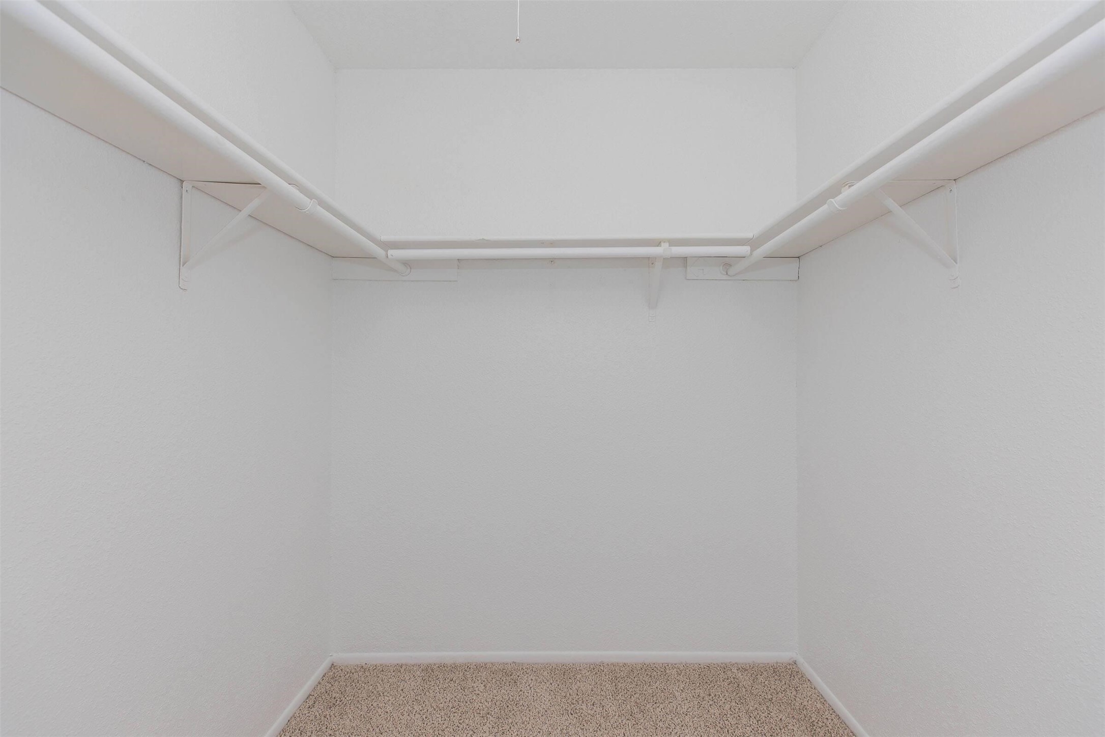 3125 Crestdale Drive 1517 Property Photo 7