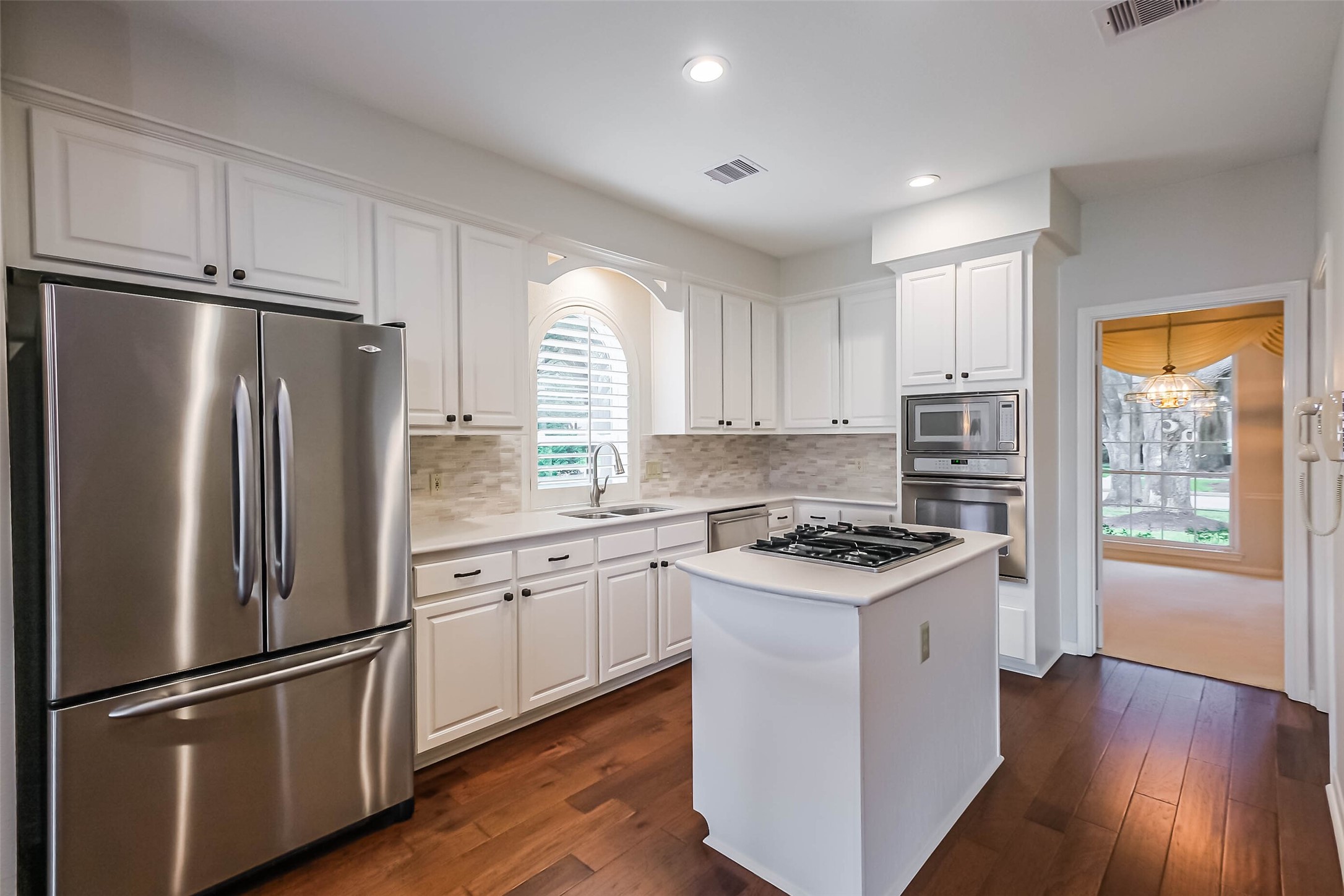 633 Clarenda Falls Drive Property Photo 19