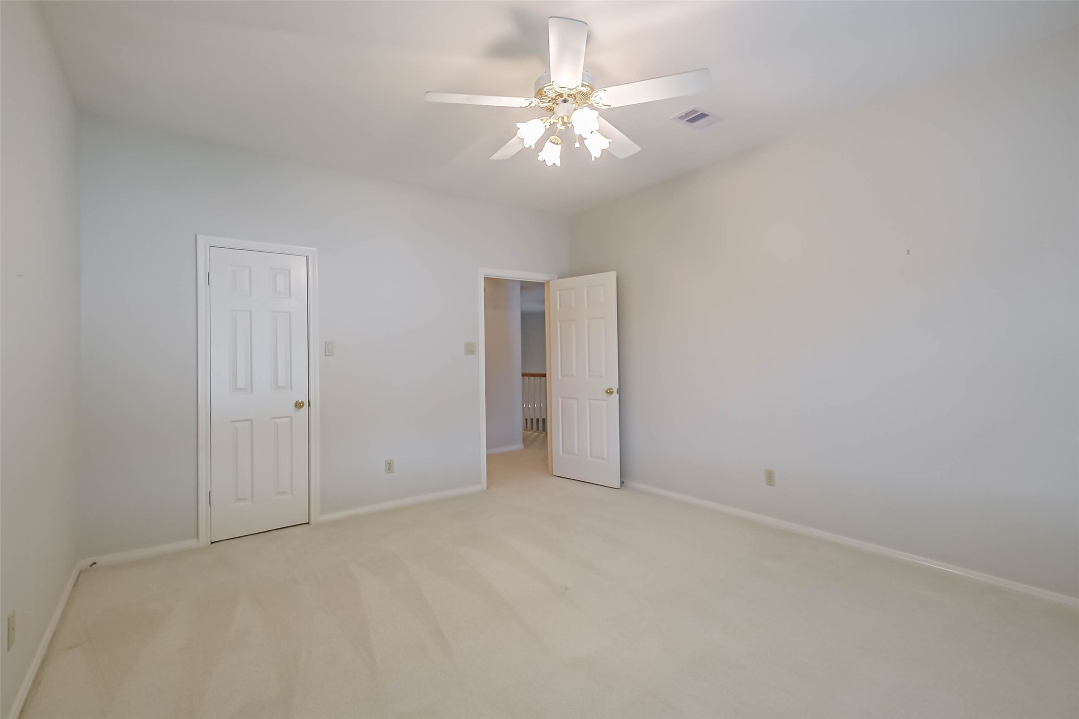 633 Clarenda Falls Drive Property Photo 38