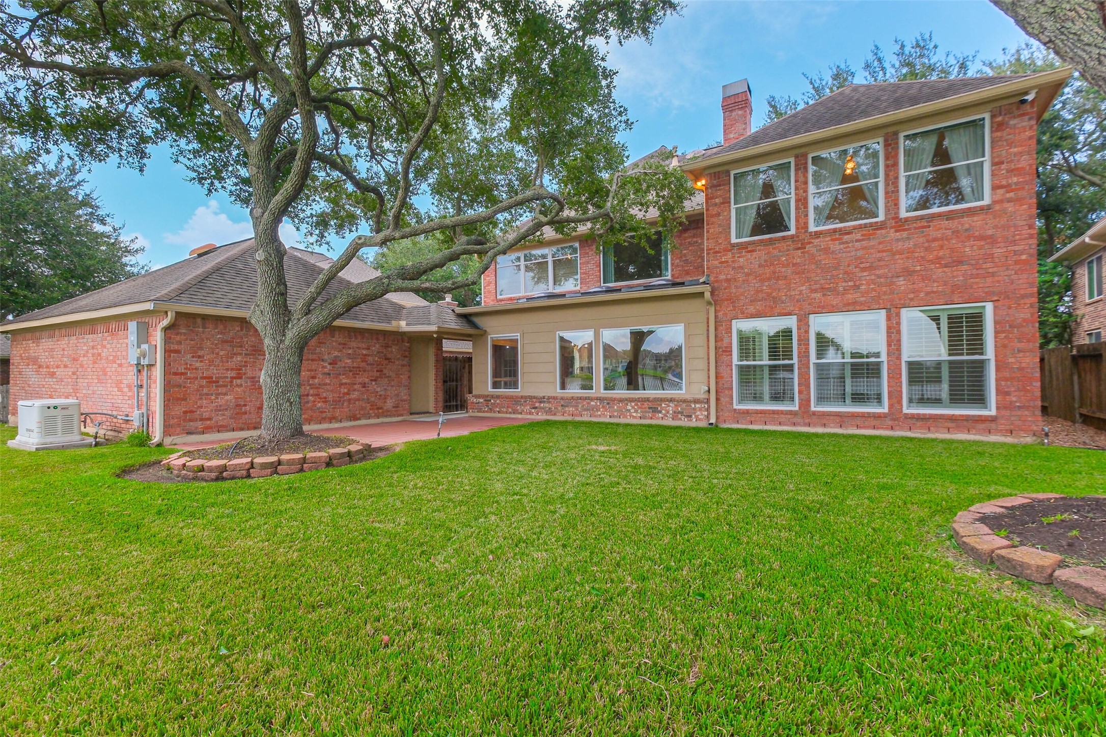 633 Clarenda Falls Drive Property Photo 45