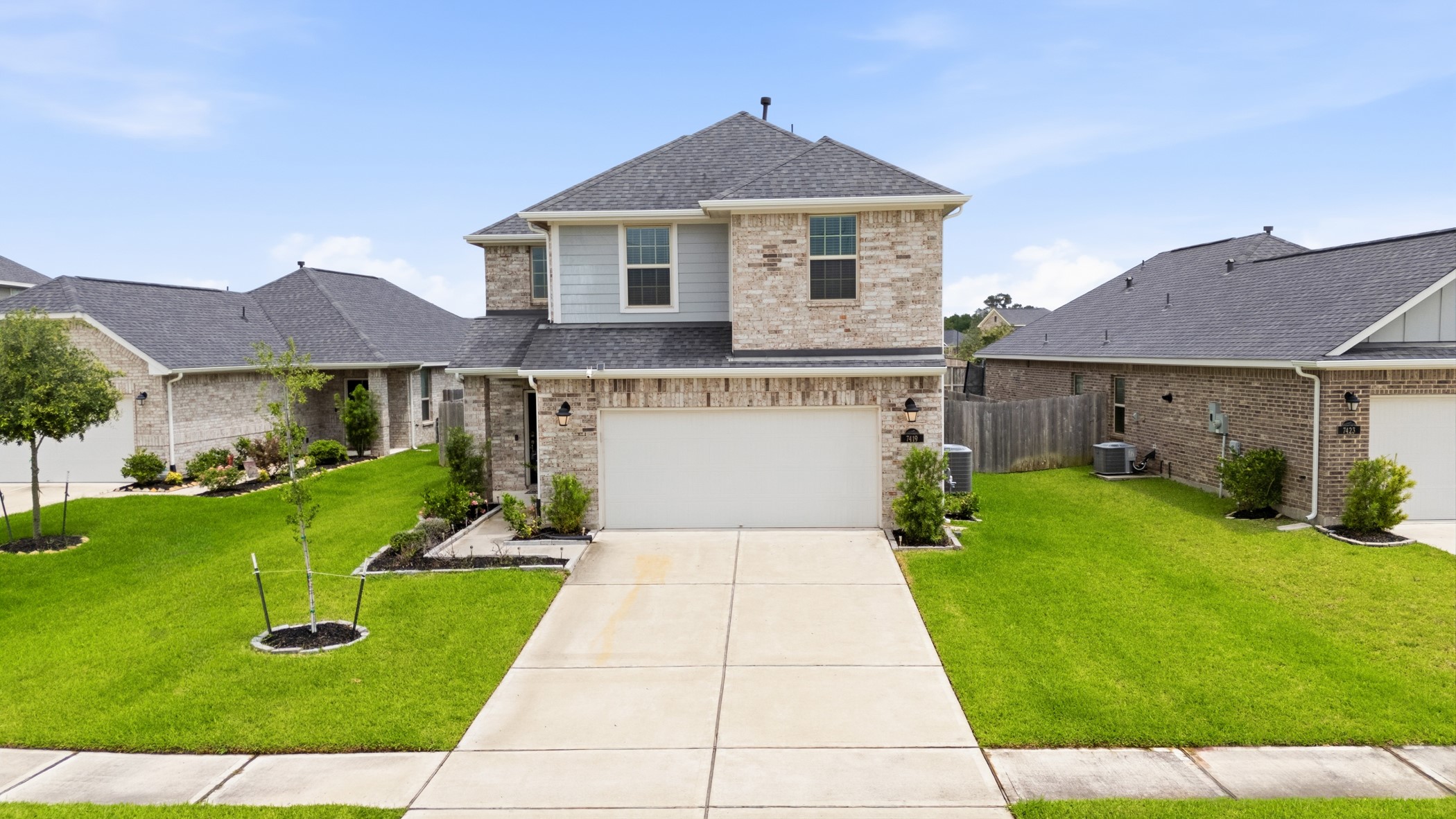 7419 French Quarter Court Property Photo 1
