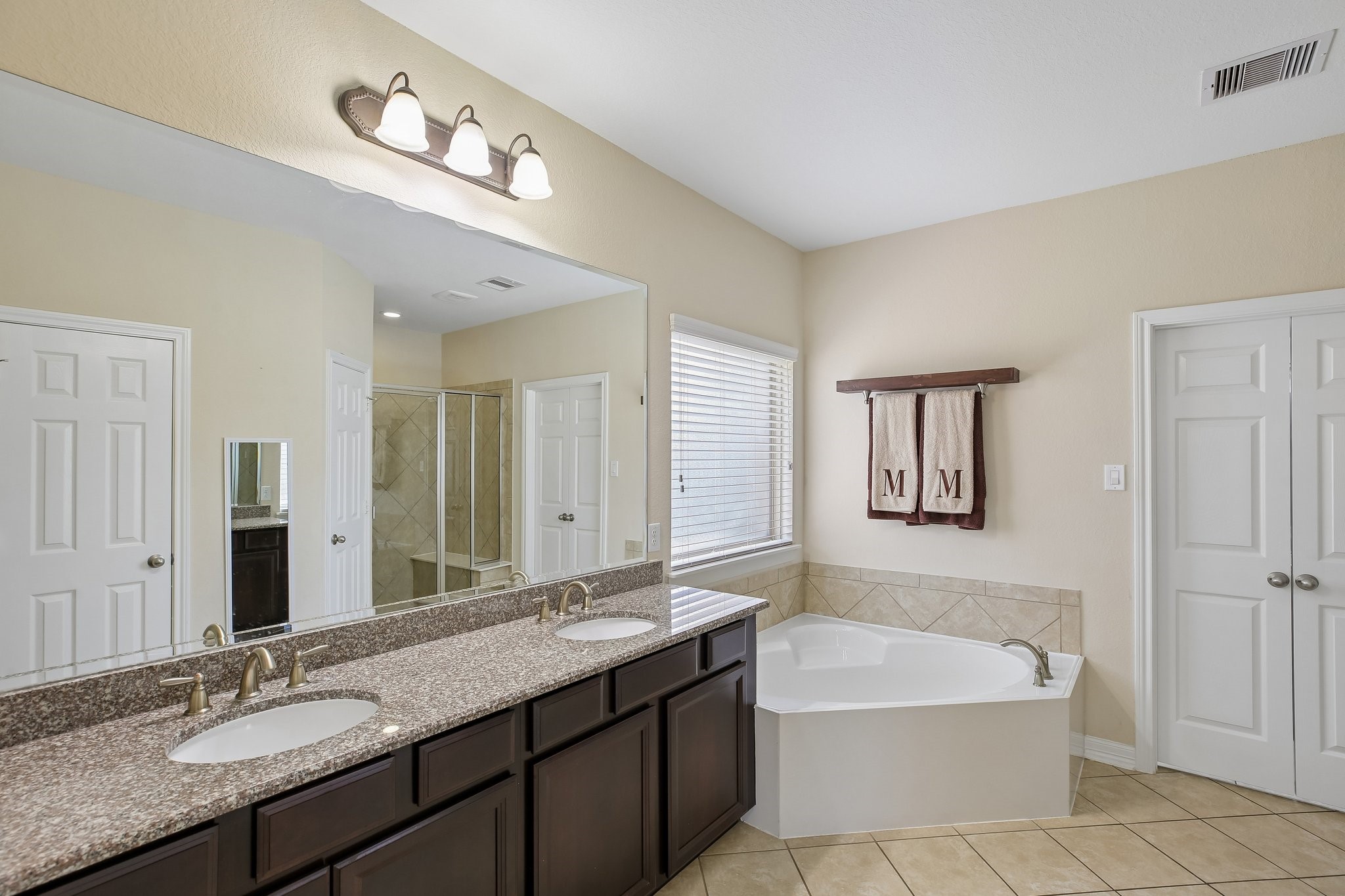 17110 Kirkton Moor Drive Property Photo 26