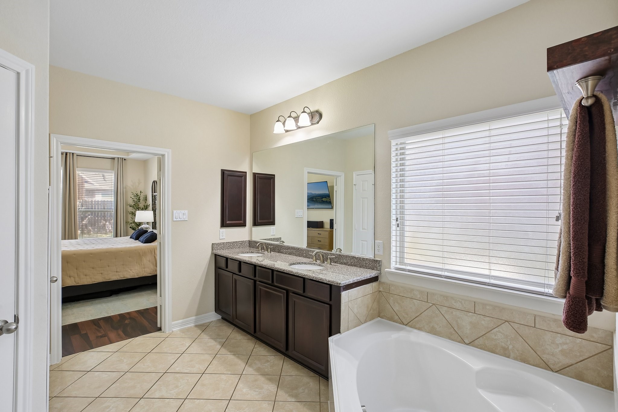 17110 Kirkton Moor Drive Property Photo 27