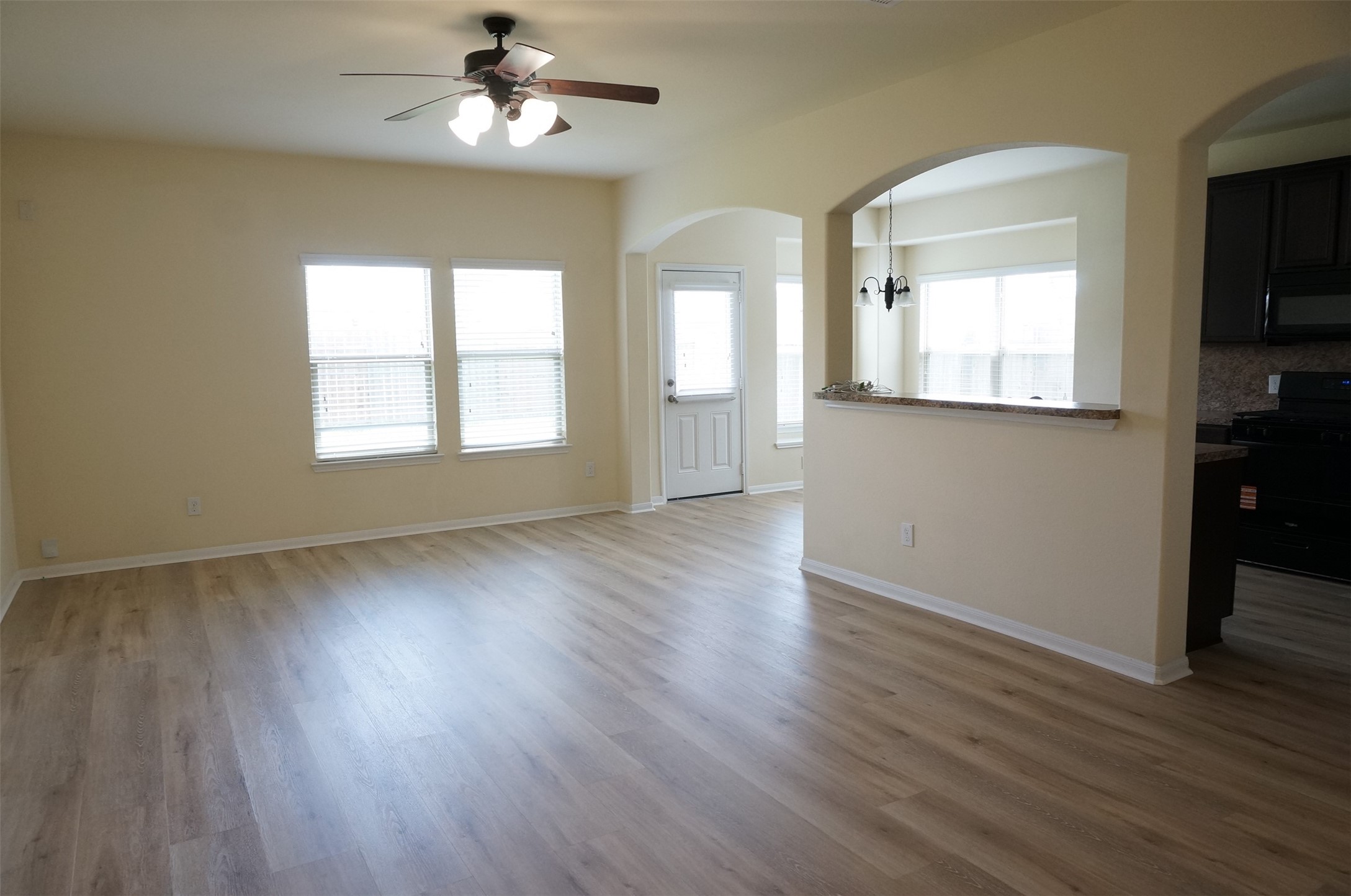 2622 Whitetip Court Property Photo 6