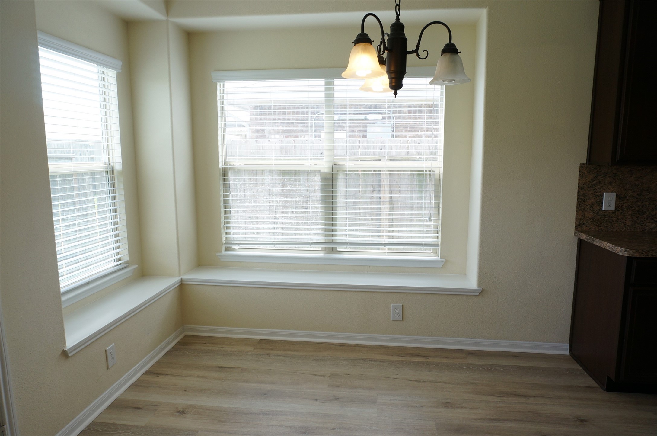 2622 Whitetip Court Property Photo 8