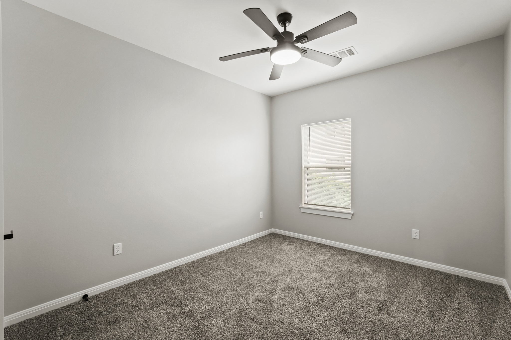 2113 Saint Charles Street A Property Photo 5