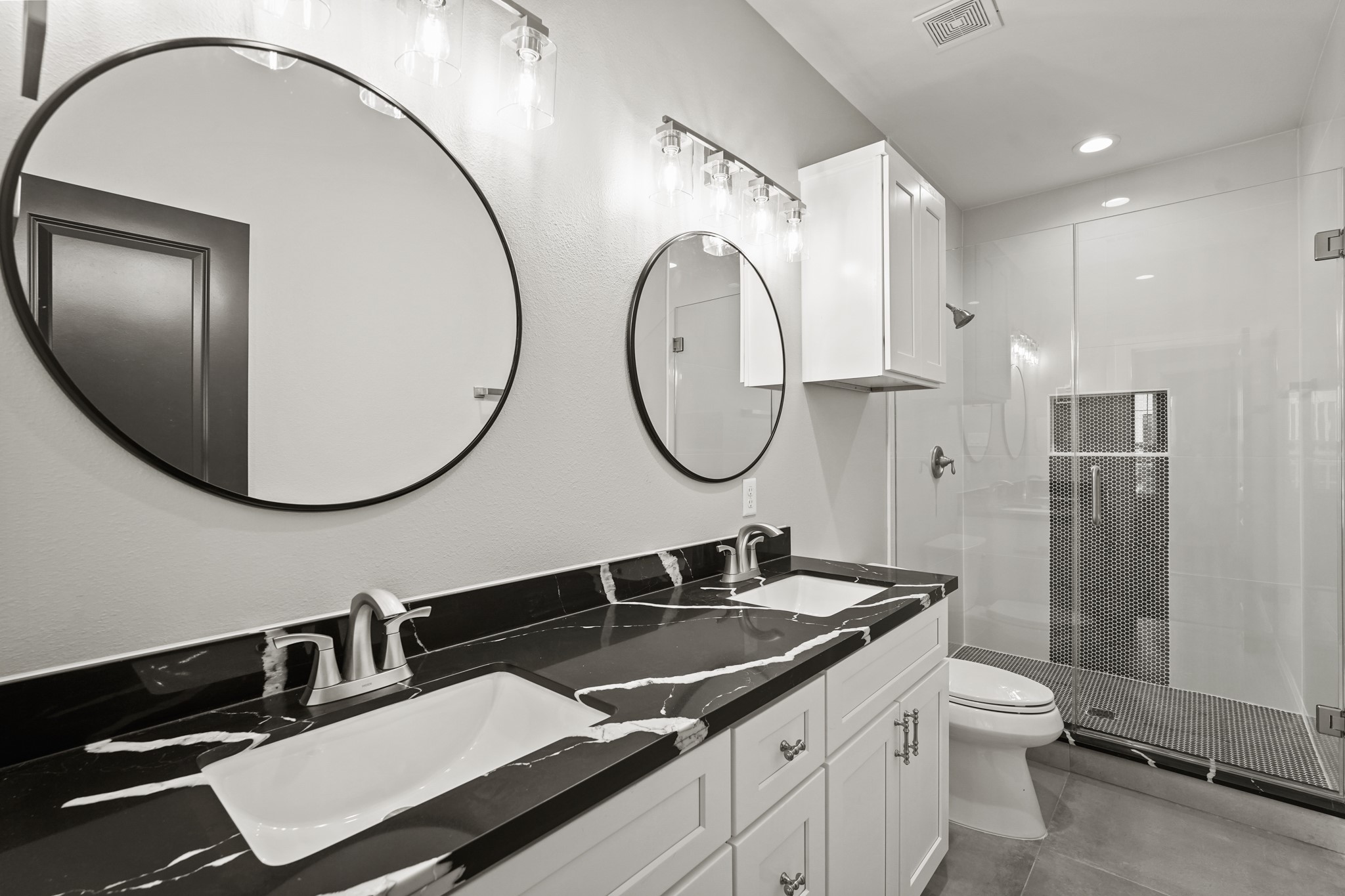 2113 Saint Charles Street A Property Photo 13