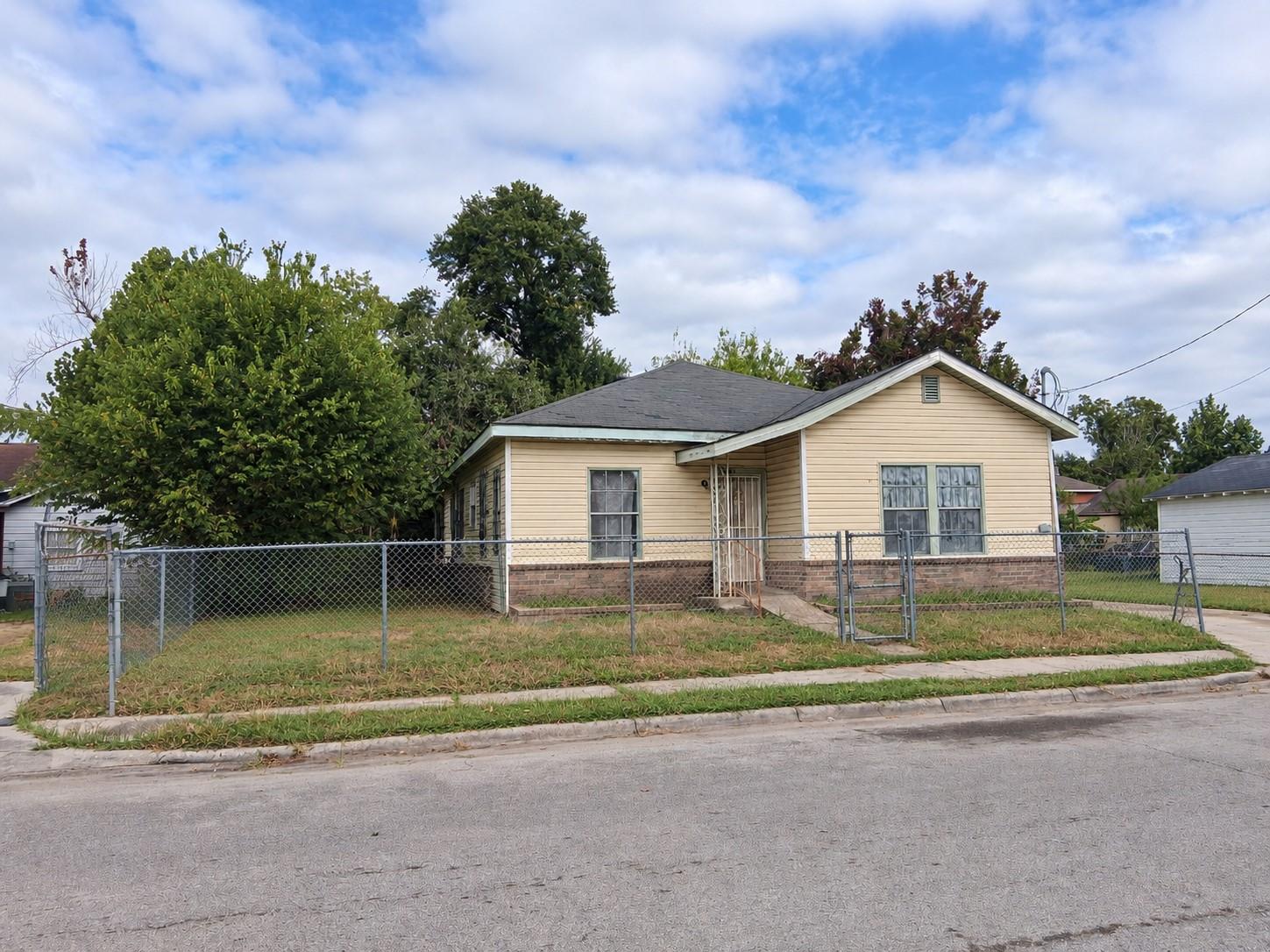 4207 Rand Street, Houston Tx 77026 Property Photo 1