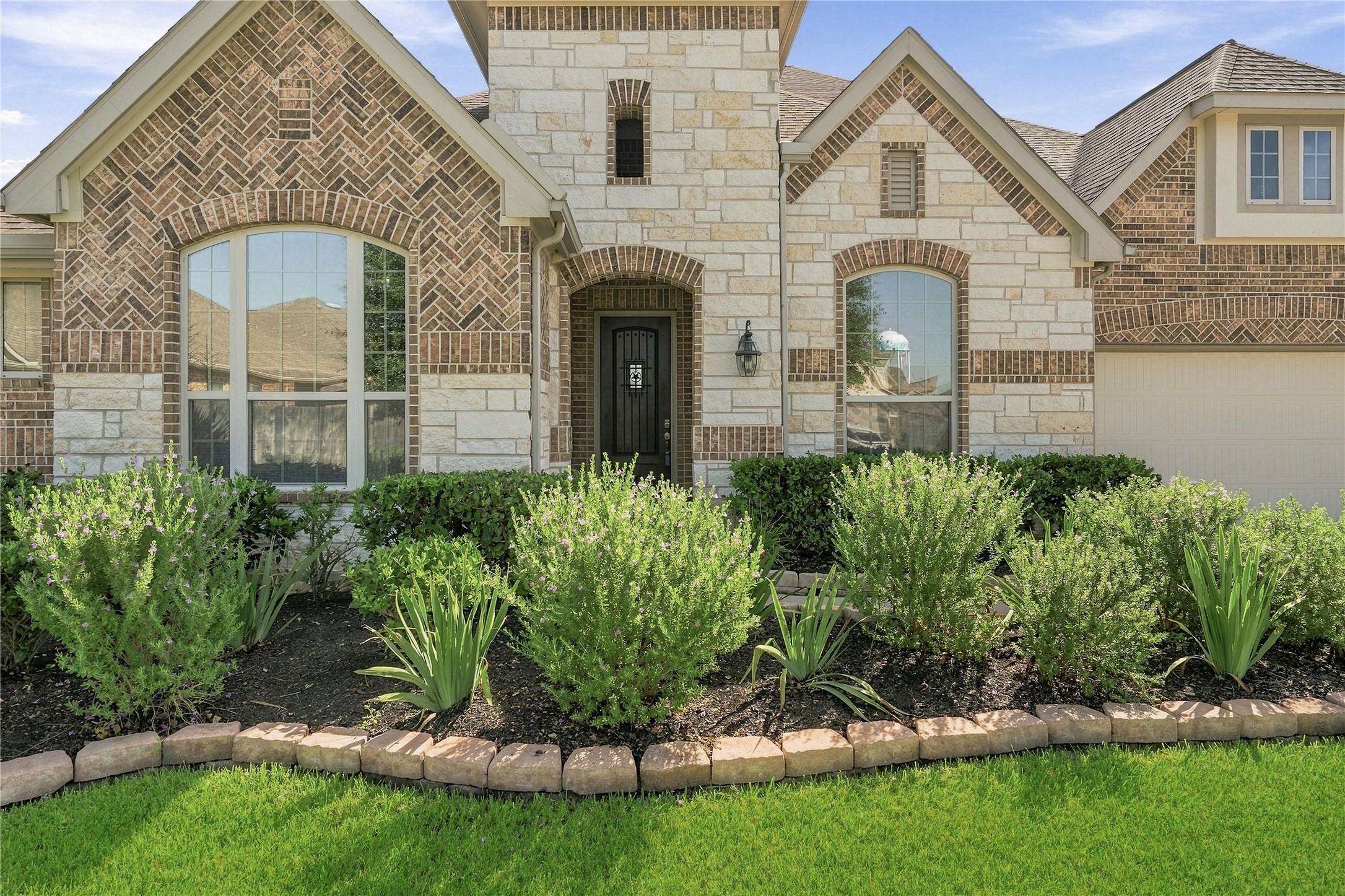 6603 Hollow Bay Court Property Photo 3